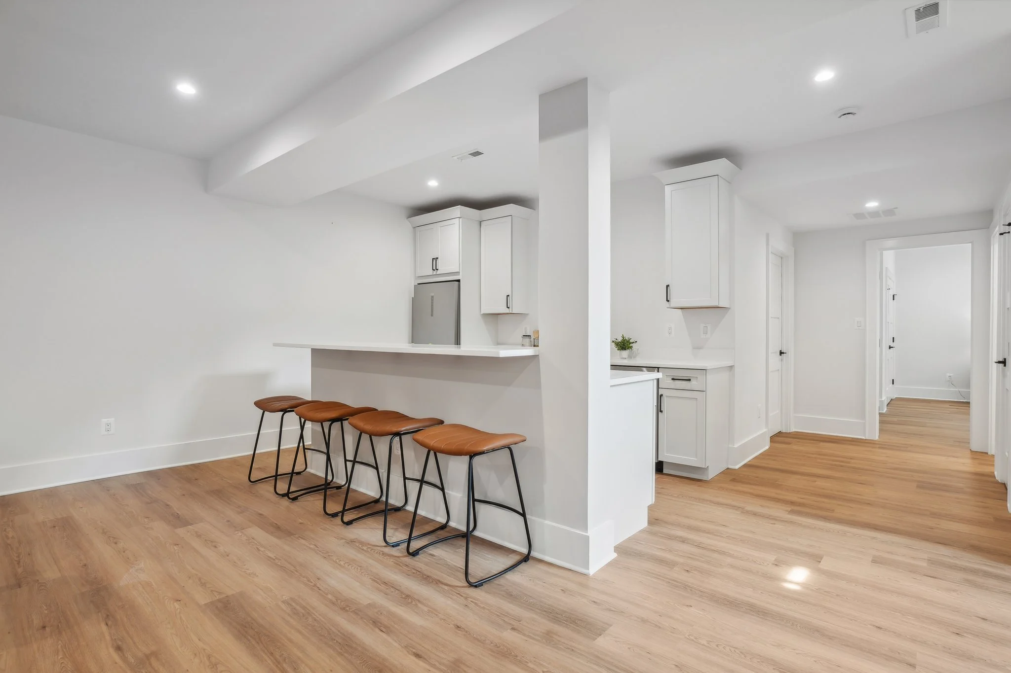 Basement Rec Room with Wet Bar in Arlington, VA