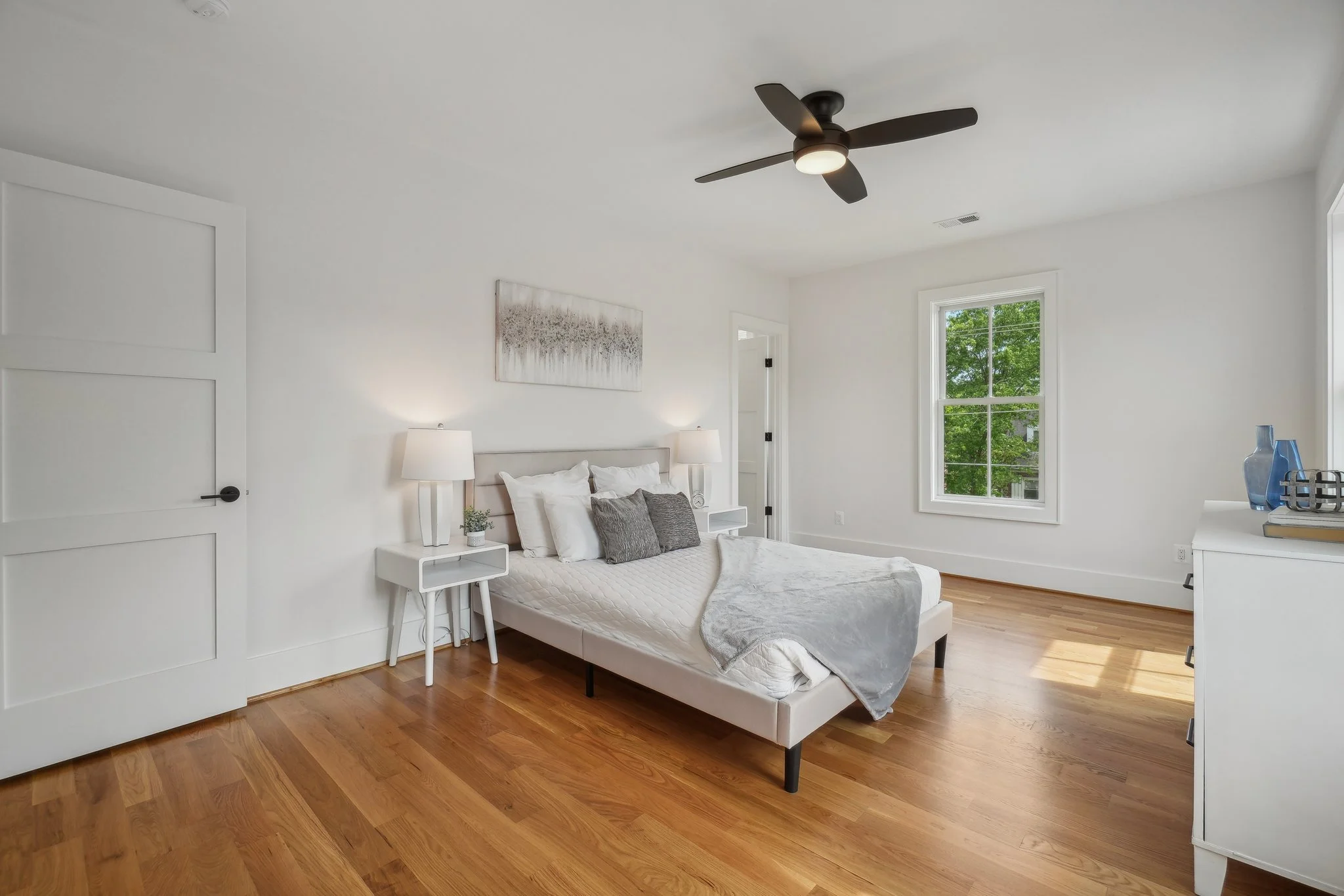 Secondary Bedroom with Ceiling Fan in Arlington, VA