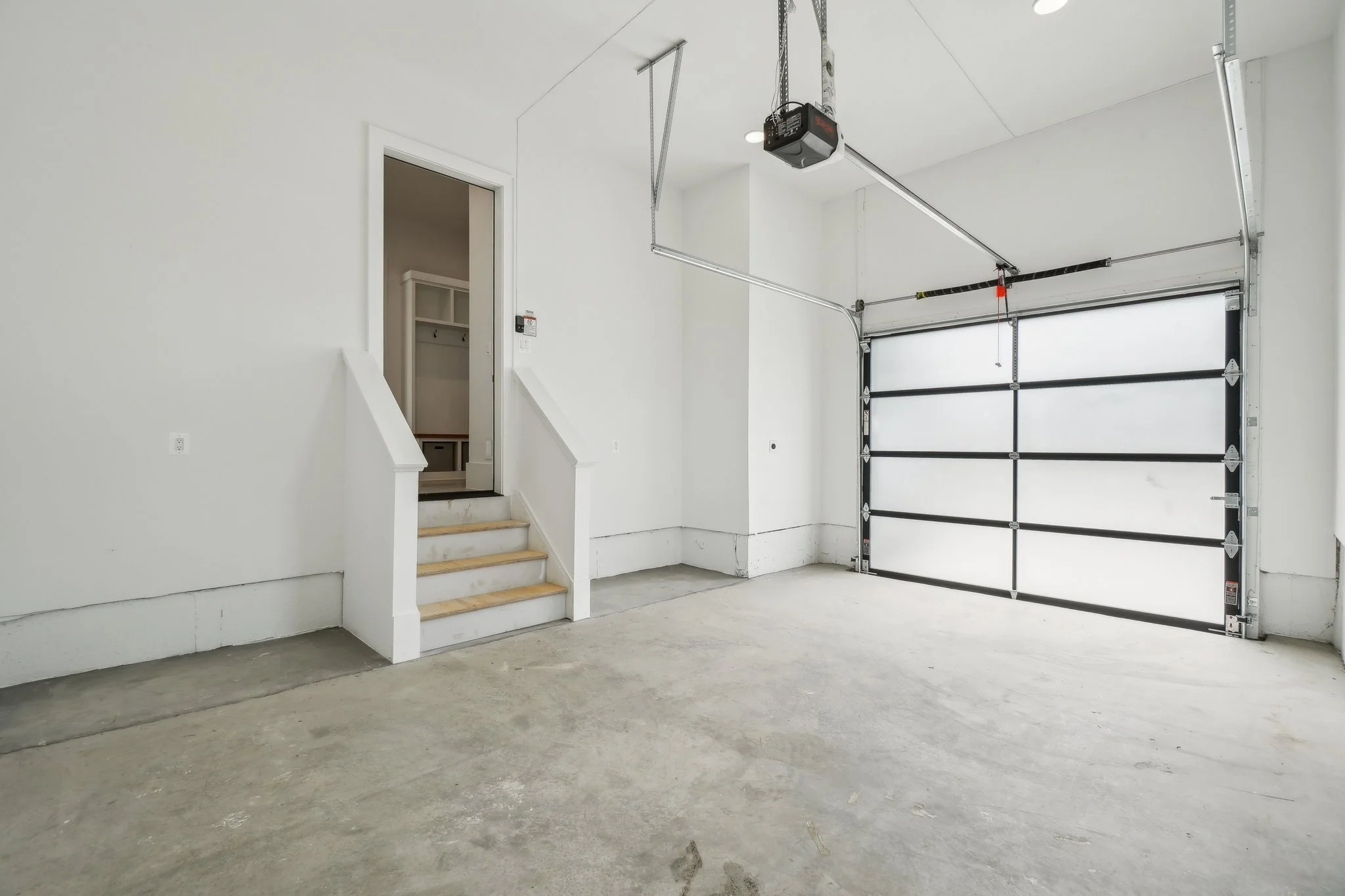 One-Car Garage in Arlington, VA