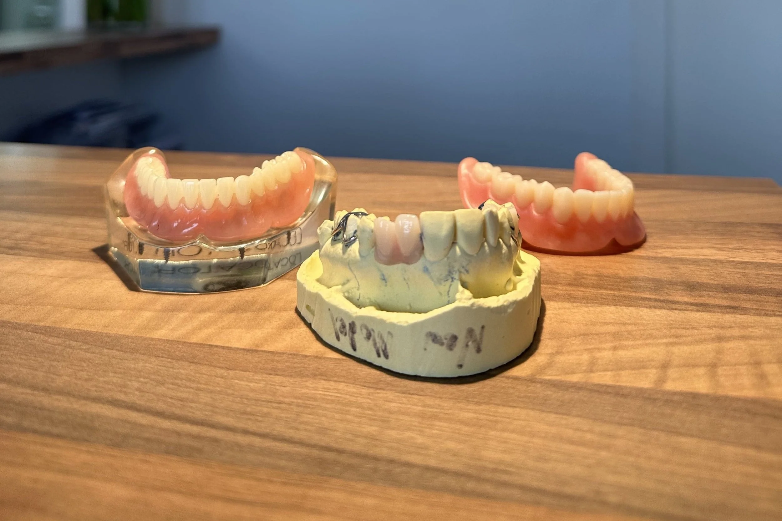 Digital Dentures vs Conventional Dentures: Making the Right Choice for Your Smile