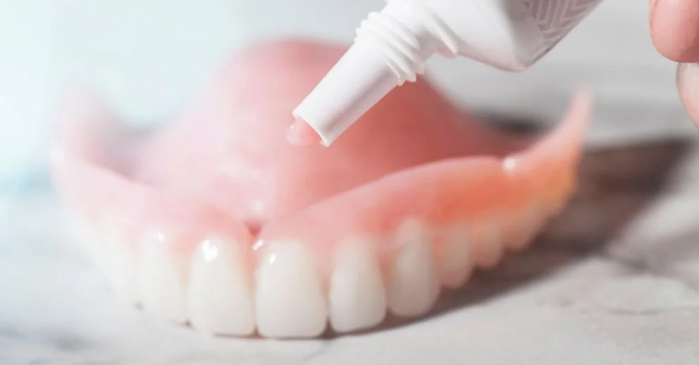 How to Fix Broken False Teeth: Know Your Options and the Risks