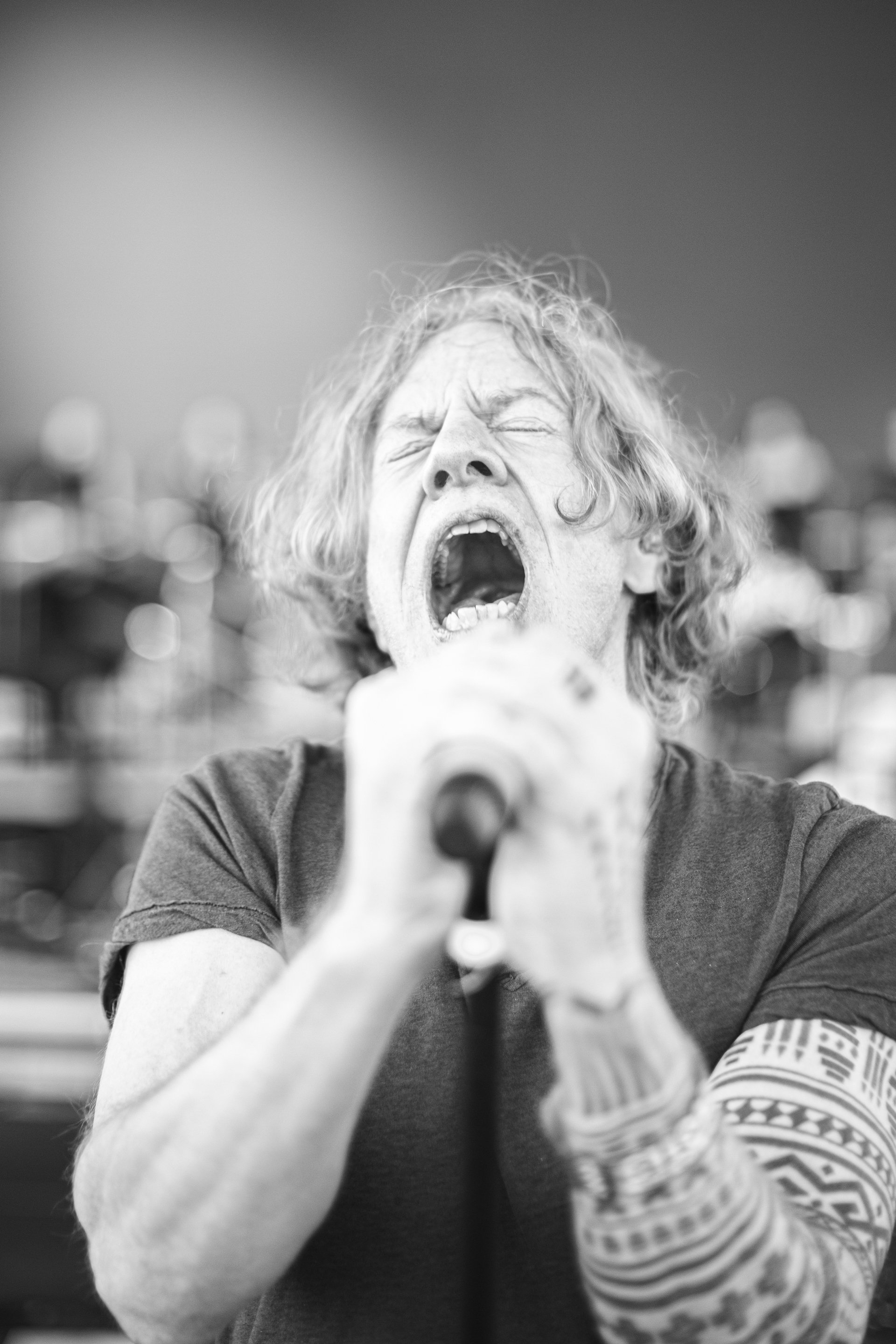 Danny Elfman rehearsing Big Mess.