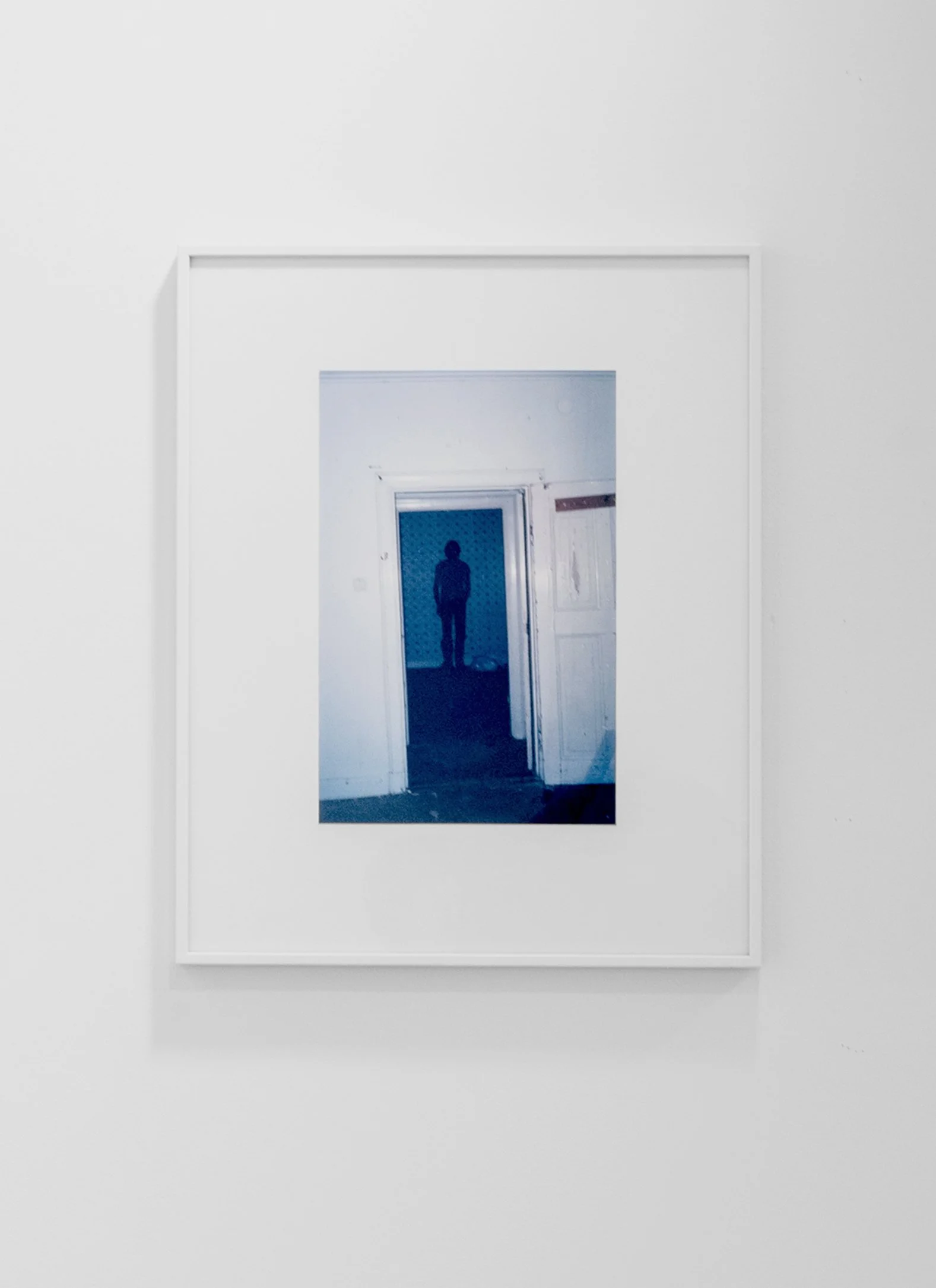  Vännernas arena,  Galleri Alva, Umeå, January 14 - February 8 2022.
  
https://www.vk.se/2022-01-25/skanker-ljus-at-manniskorna-och-deras-platser 
https://www.vk.se/2022-02-11/malin-ronnblom-vannernas-arena-och-ovarderliga-mellan
