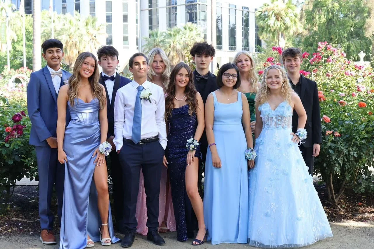 prom2.jpg