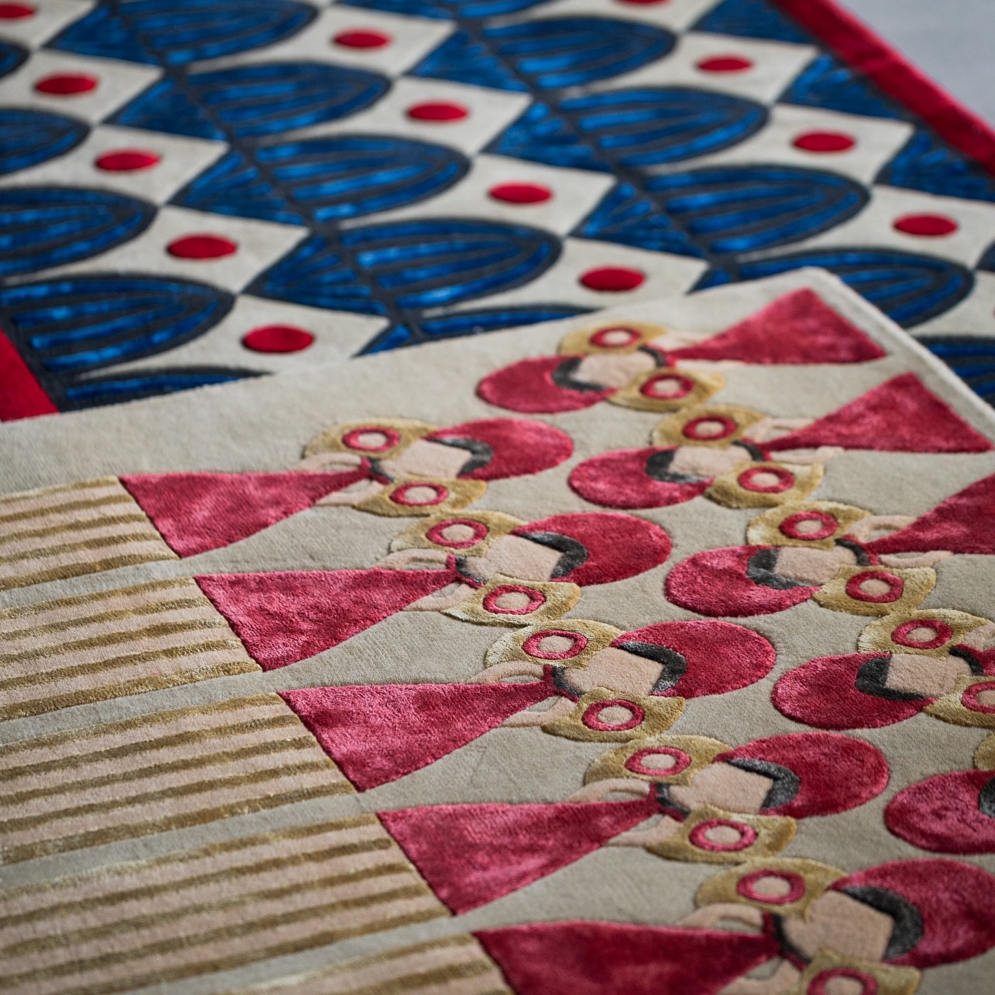 Butter/Butter and Aroosa 
Hand knotted Rugs 
Postcards Collection 
.
.
.
.
#handknotted #cairo #india #rugs #doodleandthegangxhands