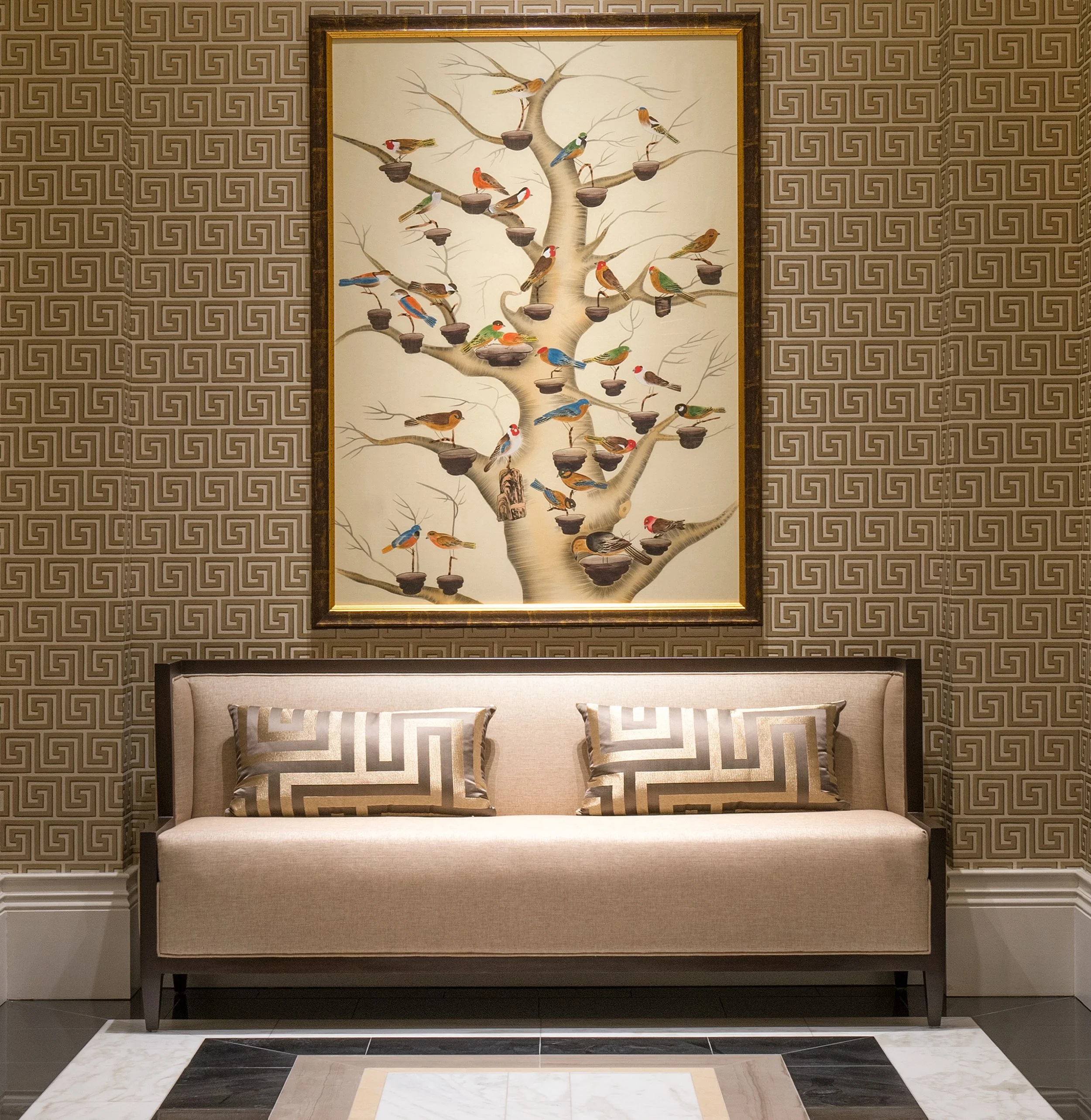 Birds of a feather. 🕊️🖤
&hellip;
📸: @piassickphoto 
.
.
.
#dallasdesigngroup #ddg #dallasinteriordesign #luxuryinteriors #luxurydesign