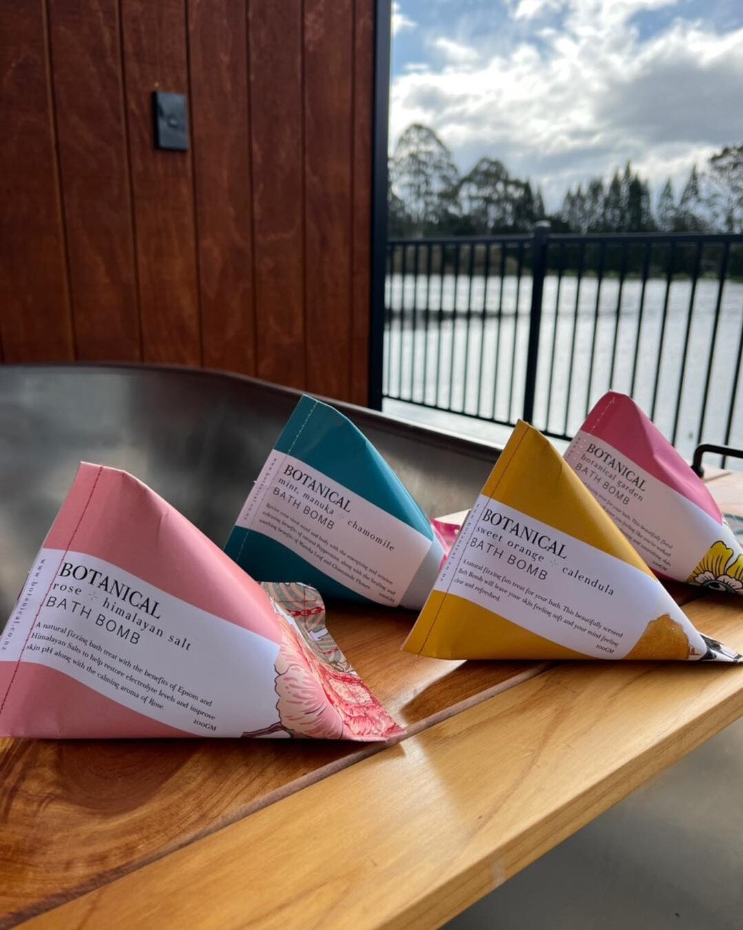 We are so excited to be adding a new range of natural bath bombs from @botanicalskincare_nz 😍 
Make sure you try out one of these fizzing fun treats! 😌🥰

-We will be finishing up using the rest of our previous bath bombs before we add these guys t