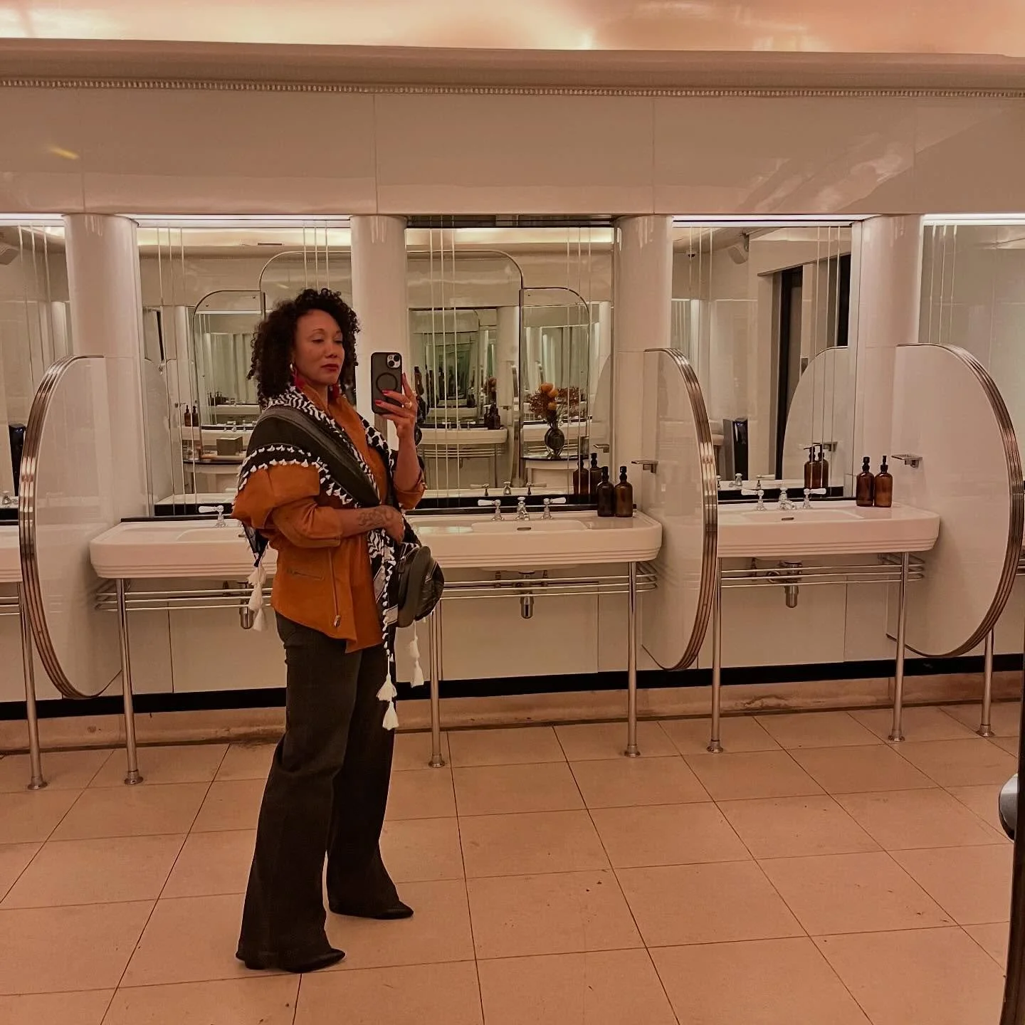 Officially @t4plive ❤️❤️&zwj;🔥activated, resourced, regenerated, moved and mobilised. 

I may look alone but I carry with me the heart power of many many souls standing up for peace for humanity. I&rsquo;ve been moved to a place where words don&rsqu