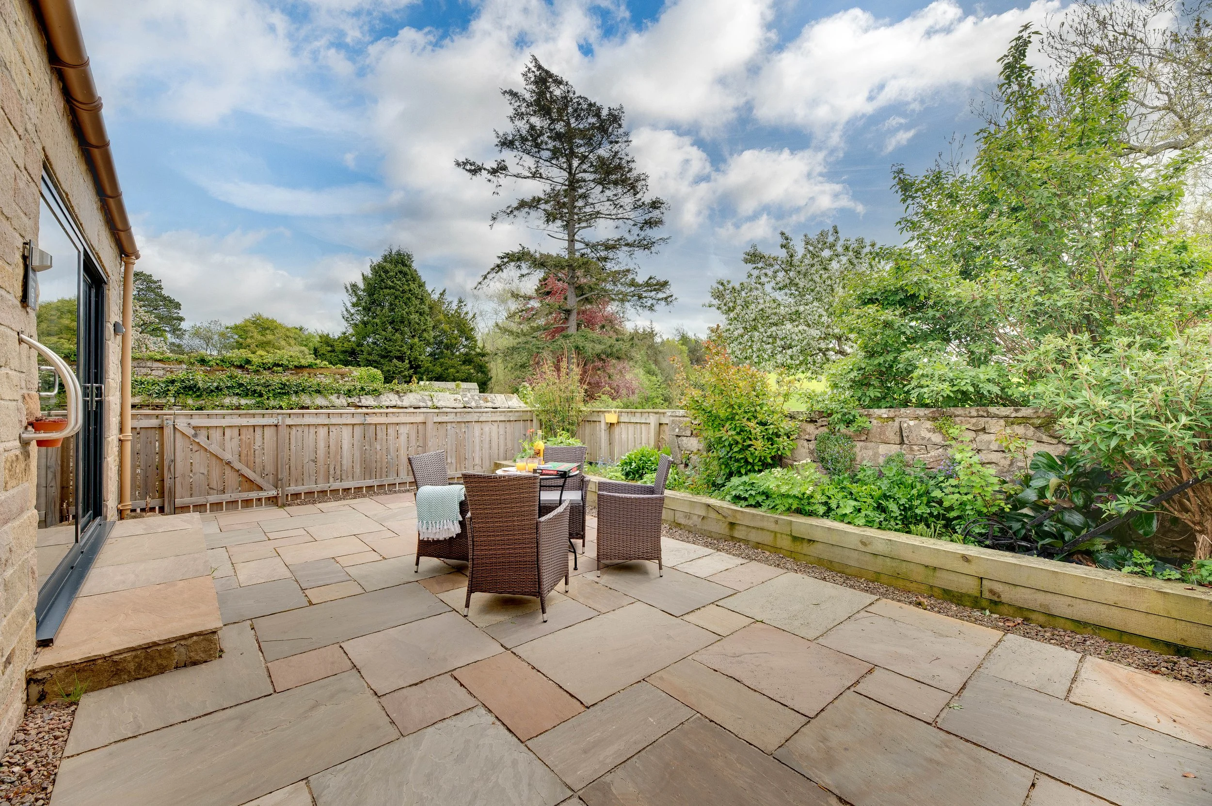 Gardener's Cottage (11).JPG
