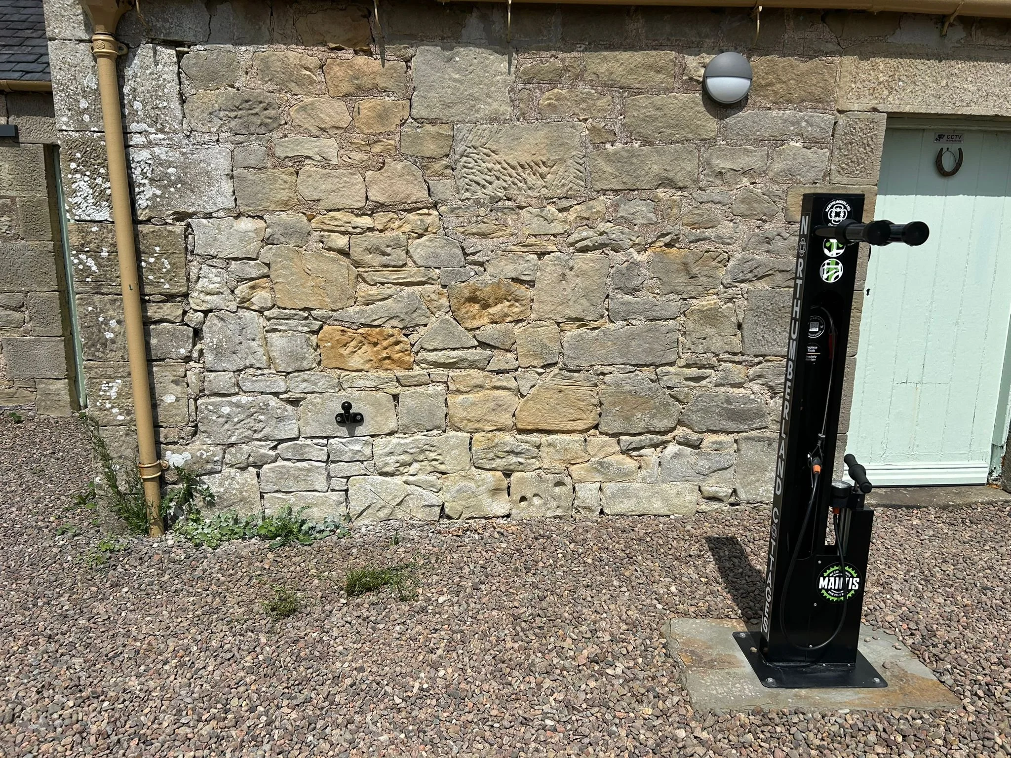 Tow bar Bike rack storage