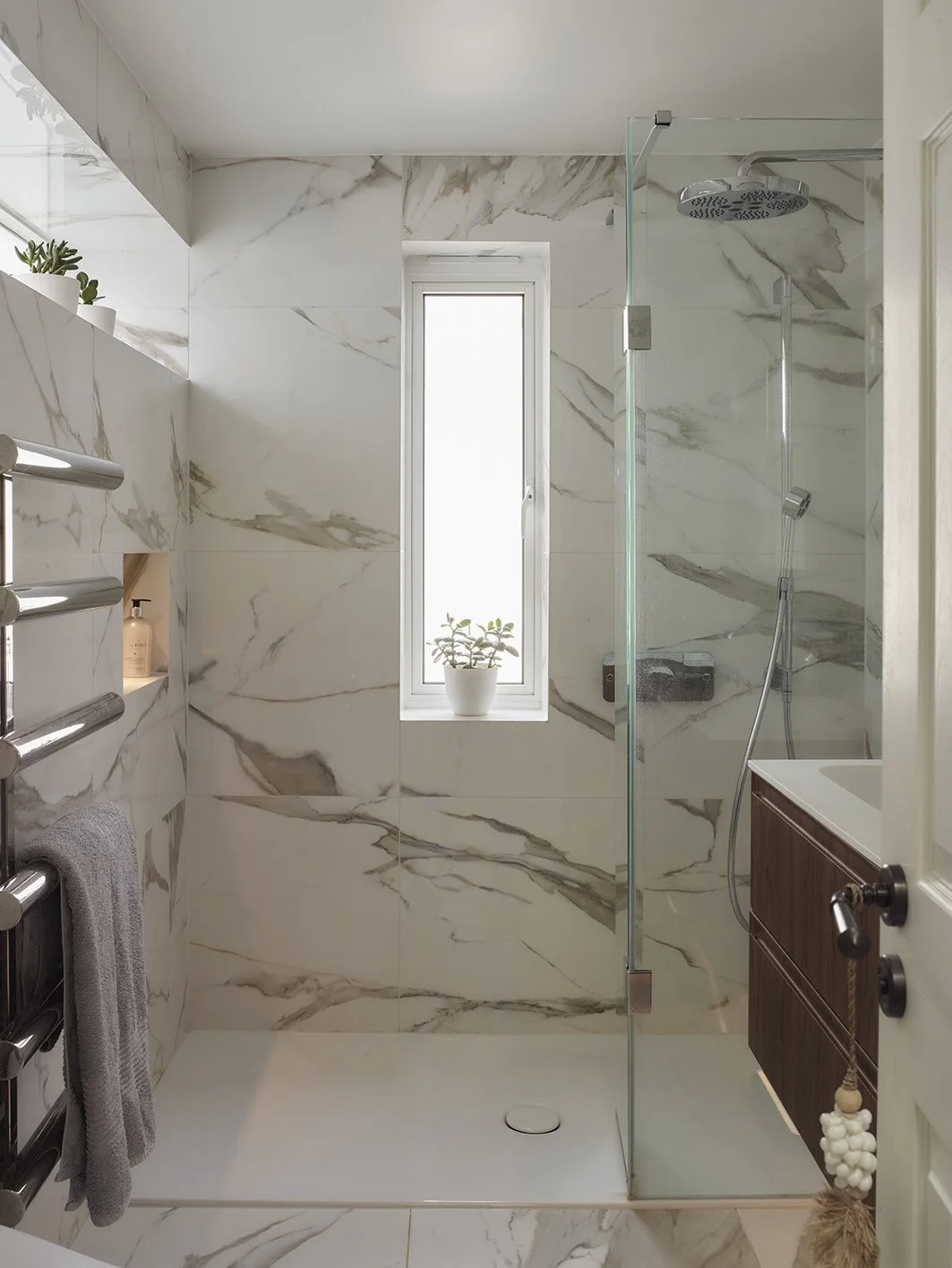 Chelsea_HIGH__BATHROOM_1.jpg
