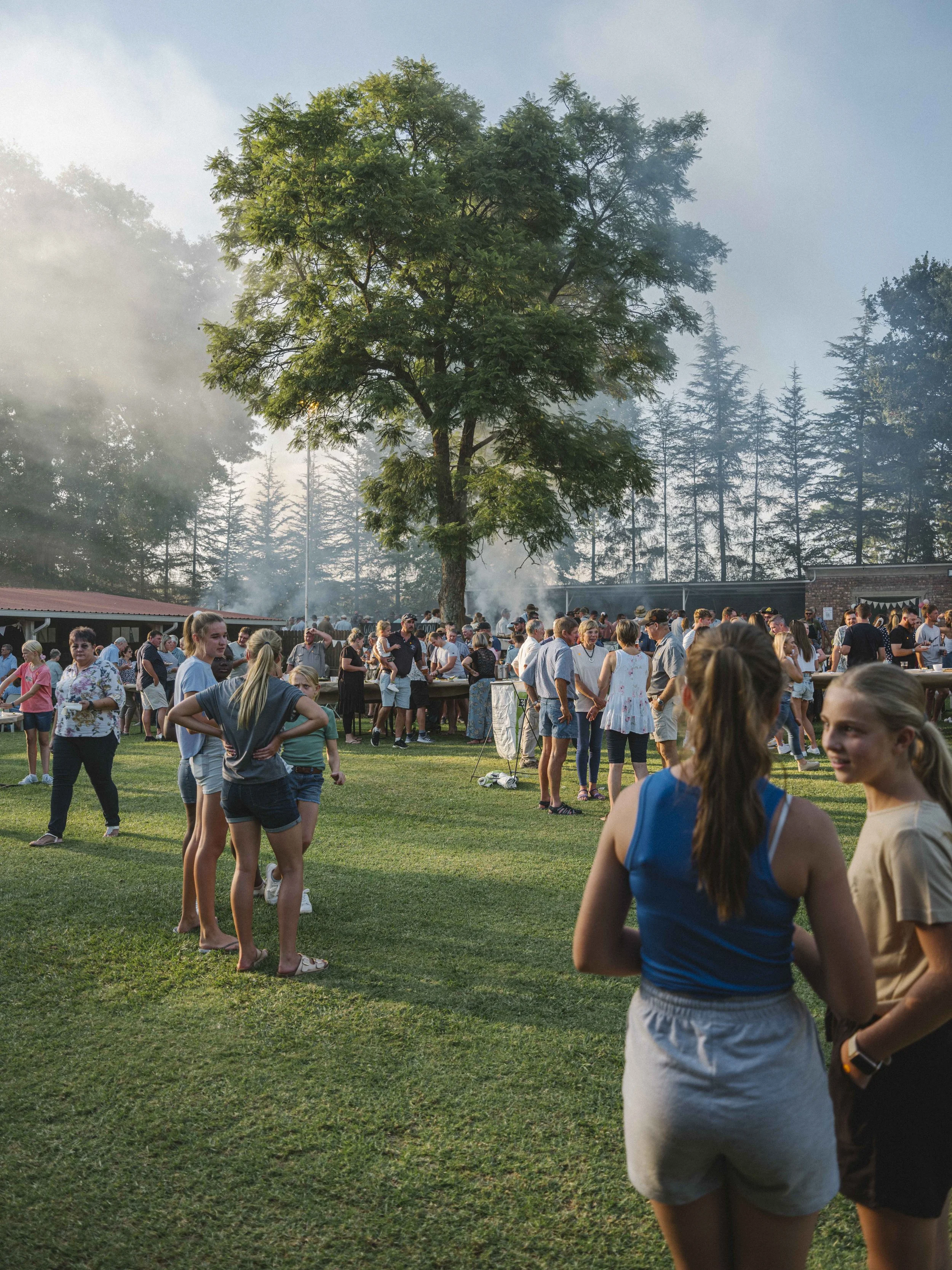 Mantunjana Braai, an annual gathering at Braunschweig Kirche, brings together more than 200 members of the Springbok Deutsch community. The event begins with German cakes and coffee before moving to grilled sheep intestines — a delicacy. Fellowship c
