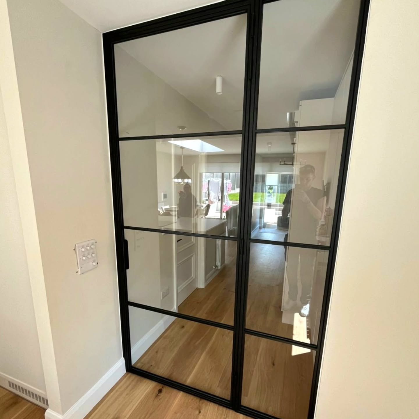 Custom size swing door & sidelight install.
Made to fit this non standard size opening, creating separation of living area to the rest of the house.
📥 Sales@glasswallsanddoors.ie
☎️ 00353870570961
#steelglazing #irishhomes #irishhomestyle #lu