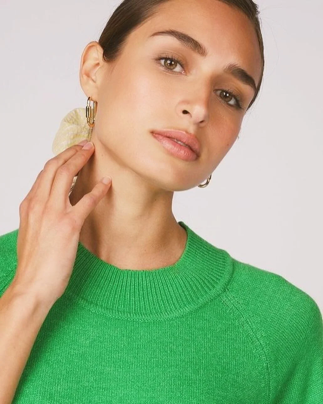 All you need is less.

Newbies for @juttu_official 🍀