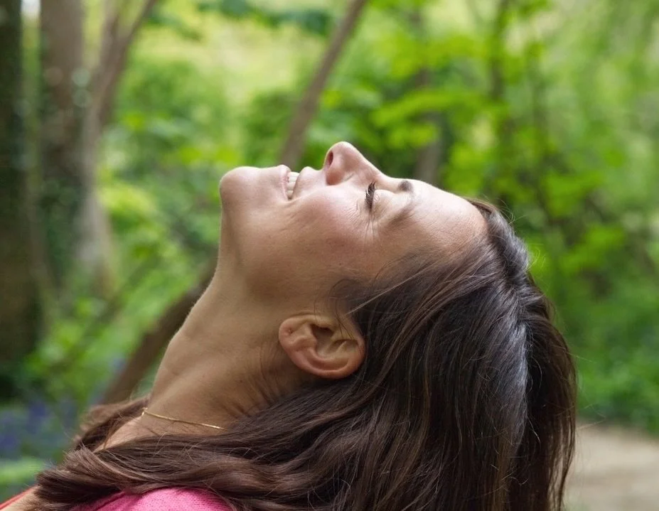 Hello lovely! April has arrived, offering us those occasional moments of simple pleasures, like walking barefoot in the grass and tilting your face to the sky where actual warmth is shining down from a nearby star. Delightful.

Work with me this mont