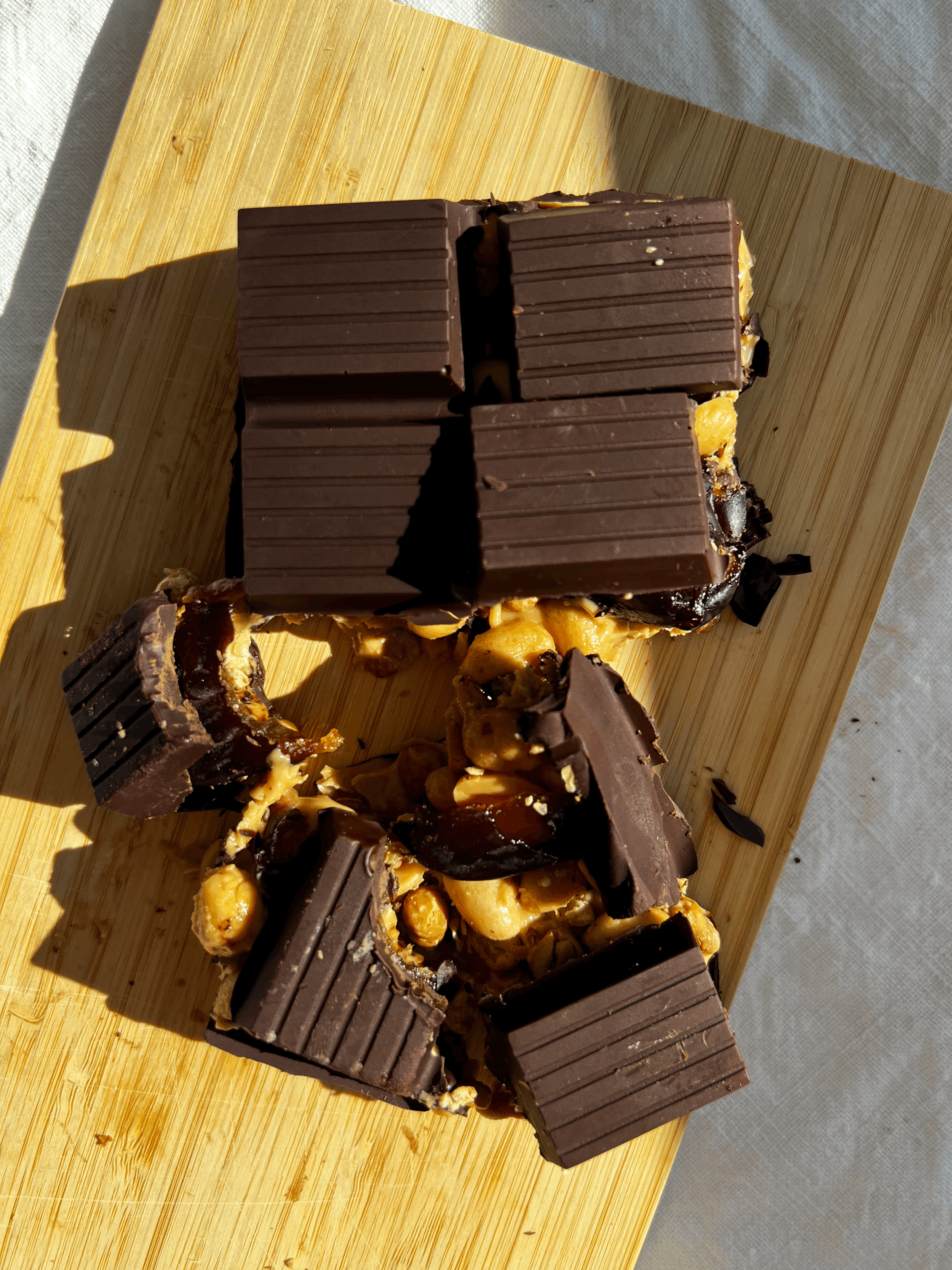 Protein rich and Vit e boosting Peanut Caramel Crunch Chocolate bar