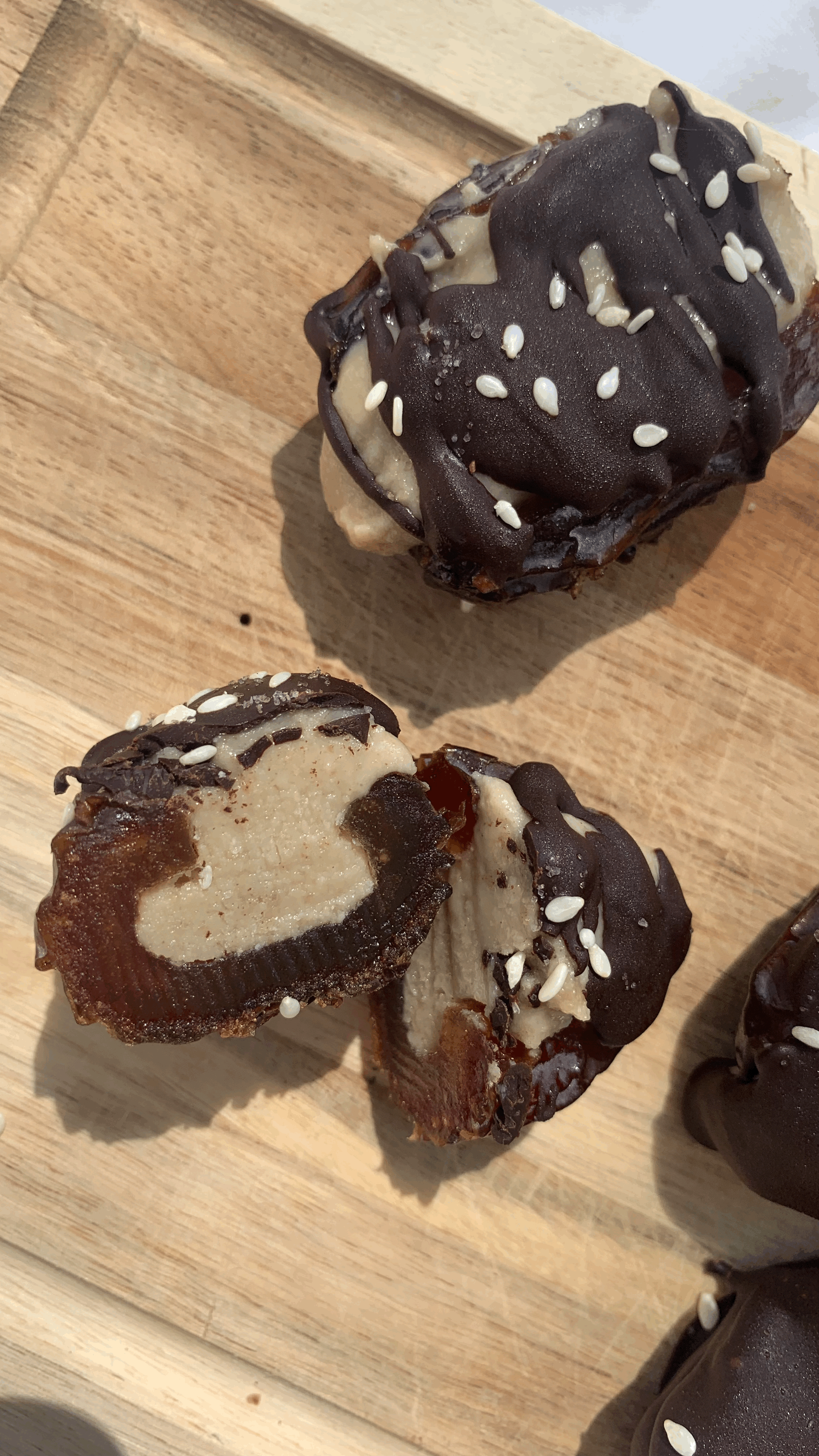 Seed cycling (luteal phase) tahini ‘dough’ stuffed chocolate dates