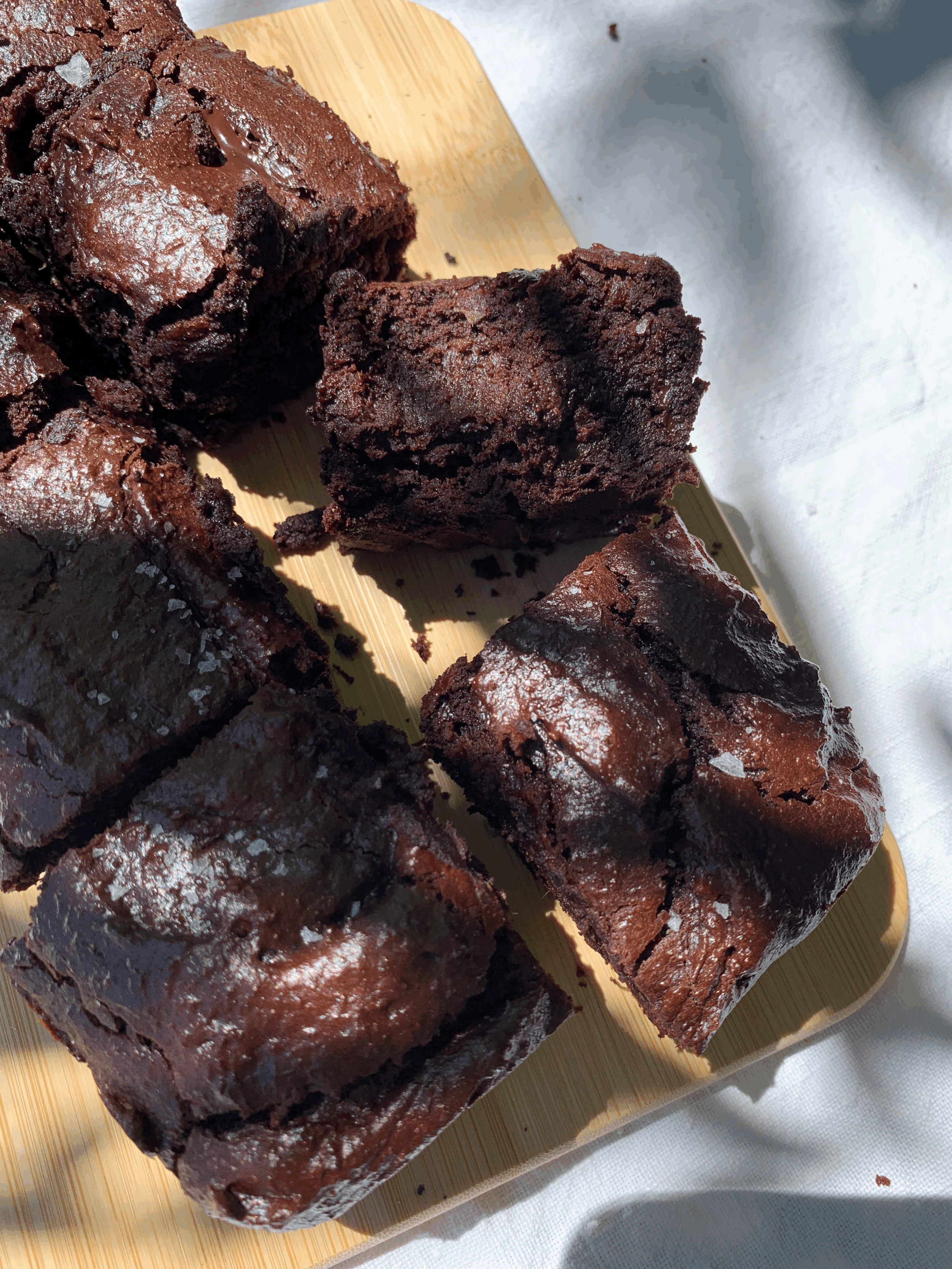 Seed cycling (luteal phase), naturally sweetened Fudgy tahini brownies