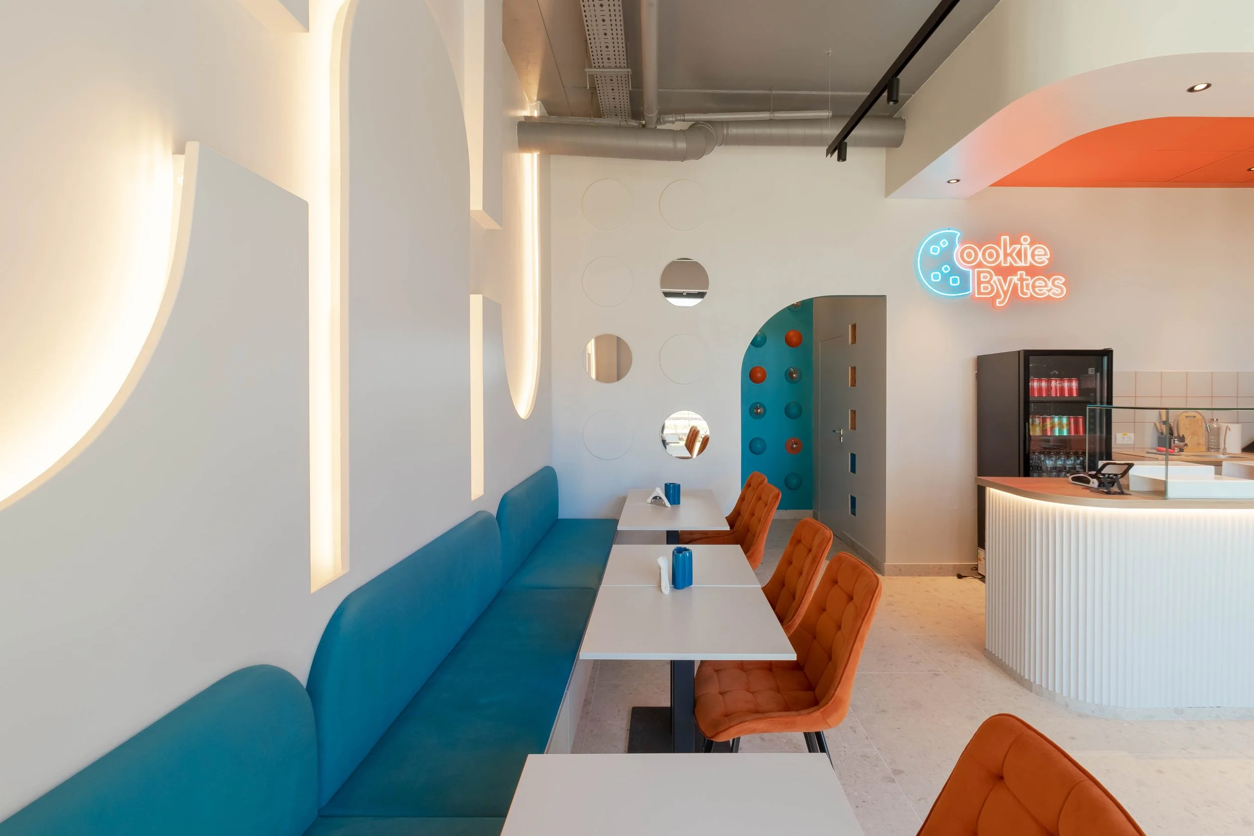 Amenajare Horeca magazin de biscuiti Timisoara in stil moern