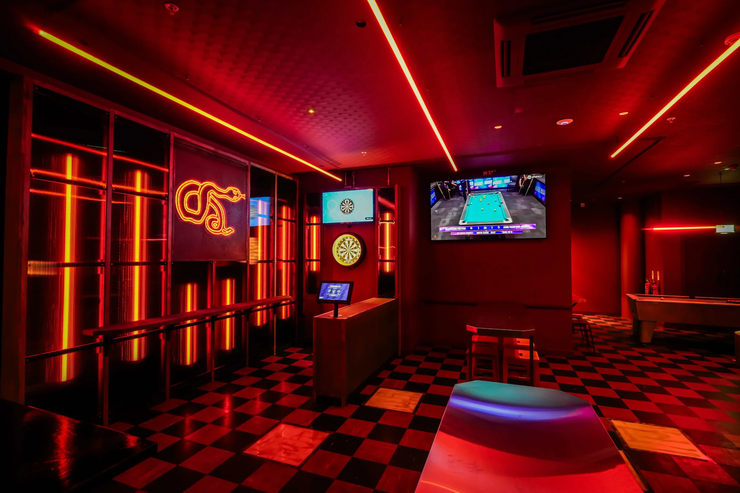 SALON LIVERPOOL - GAMES