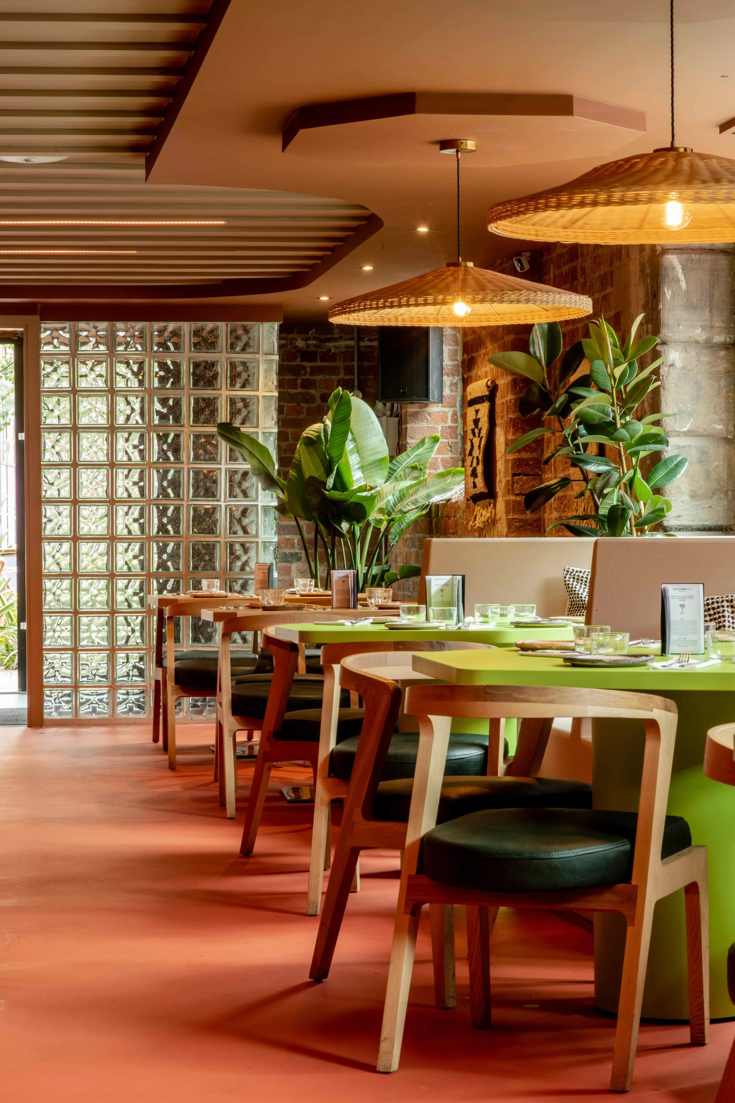 Madre Manchester Interior
