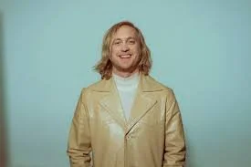 Alexander lövmark plays