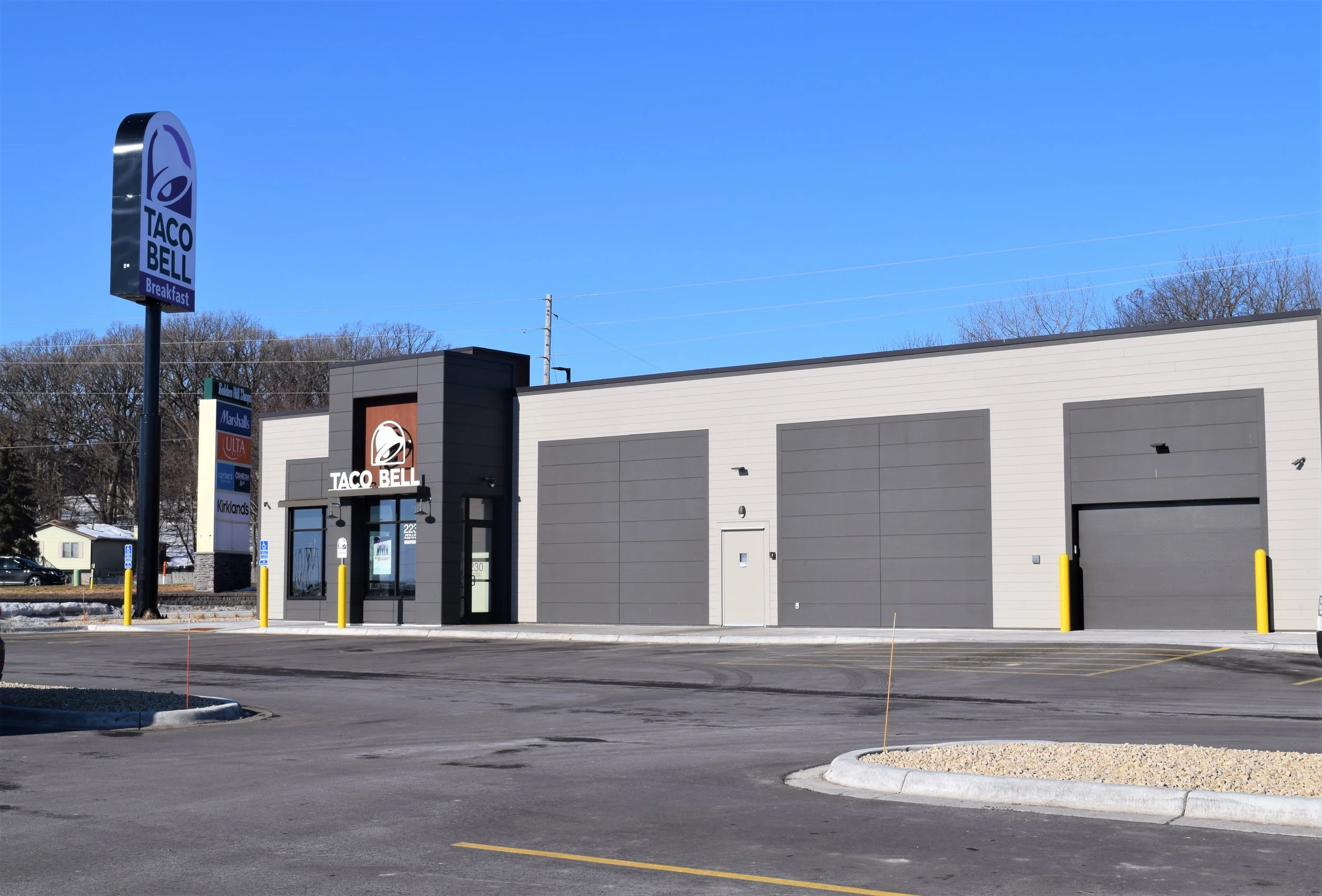2019 -  Taco Bell Rochester, MN 
New building for walk-in & drive up for Taco Bell