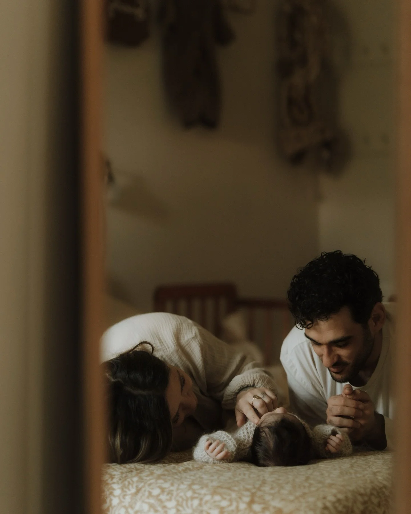 A teeny peek inside the life of a newly born family. 
I&rsquo;m transported back. The milk soaked muslins. Replaying the birth over and over in my mind. Having no idea how it really feels to wake up 9 times a night whilst learning to feed for the fir