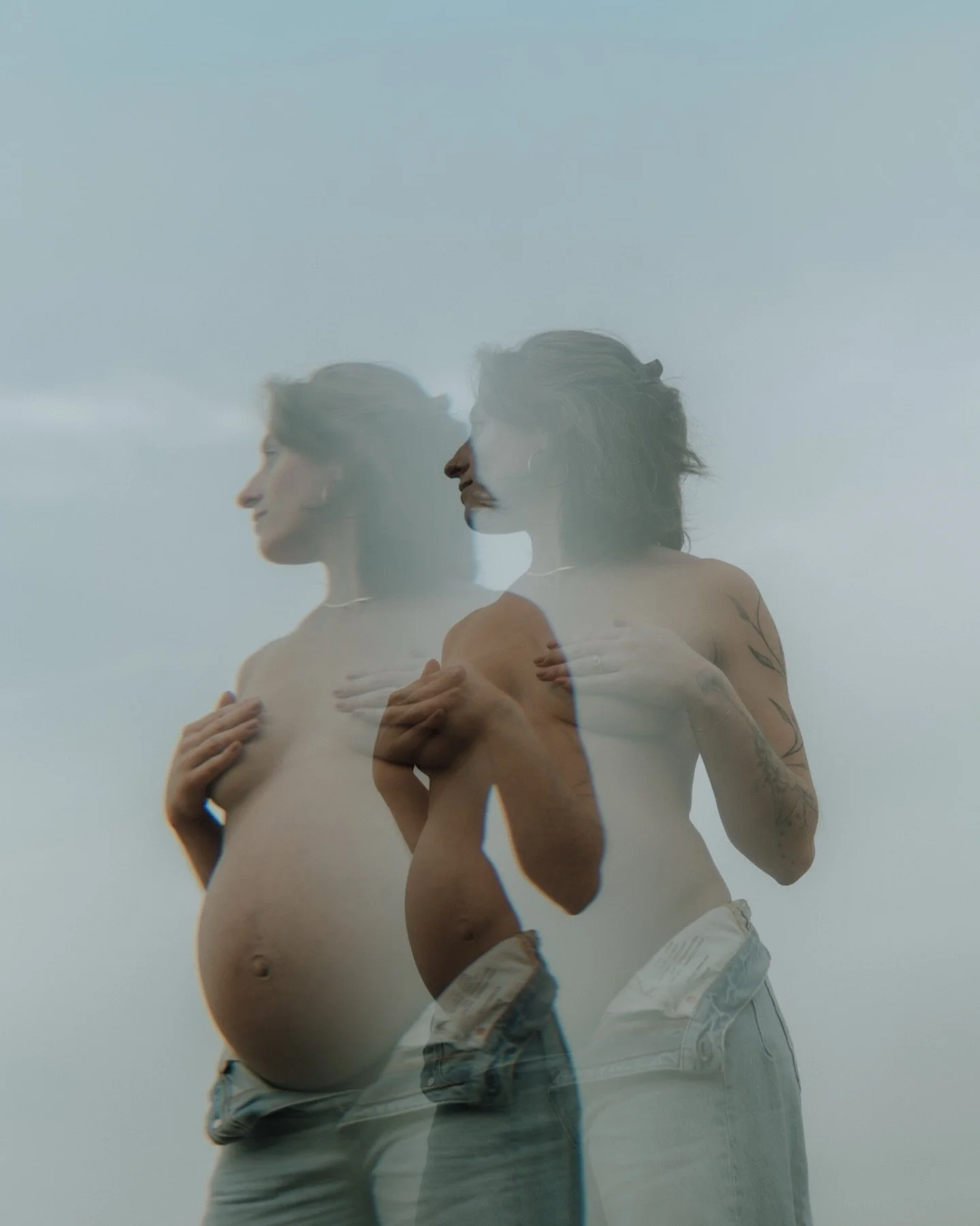 Half of me, half of you 🐚

A casual, love soaked and soulful maternity photography session at Botany Bay, Margate for this London based couple 🐚✨