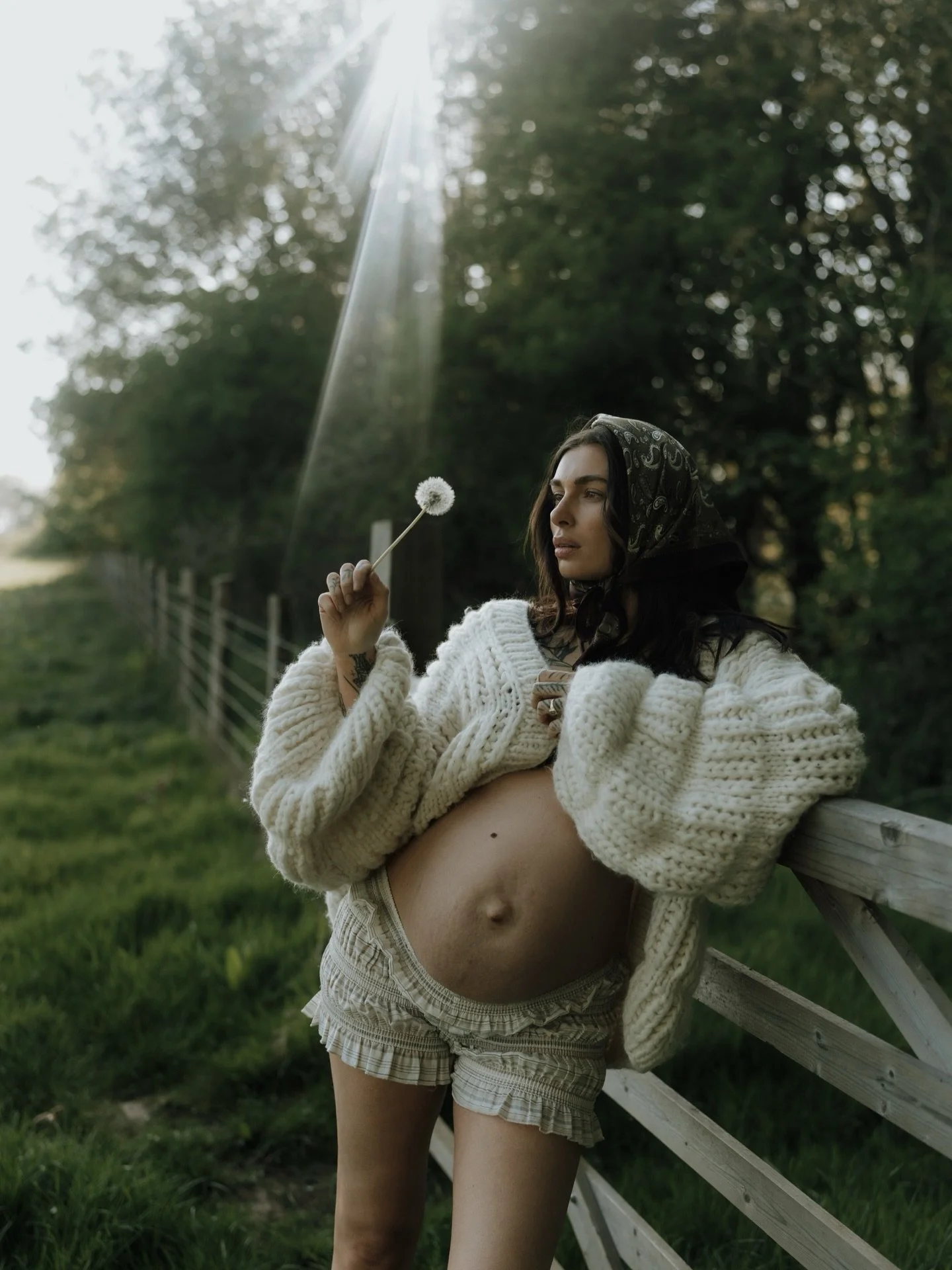 &amp; her third precious babe. 🤍

Wearing the dream that is @hank_knitwear 

&mdash;&mdash;&mdash;&mdash;&mdash;&mdash;&mdash;&mdash;&mdash;&mdash;&mdash;&mdash;&mdash;&mdash;&mdash;
Kent and London maternity newborn and family photography, cinemati