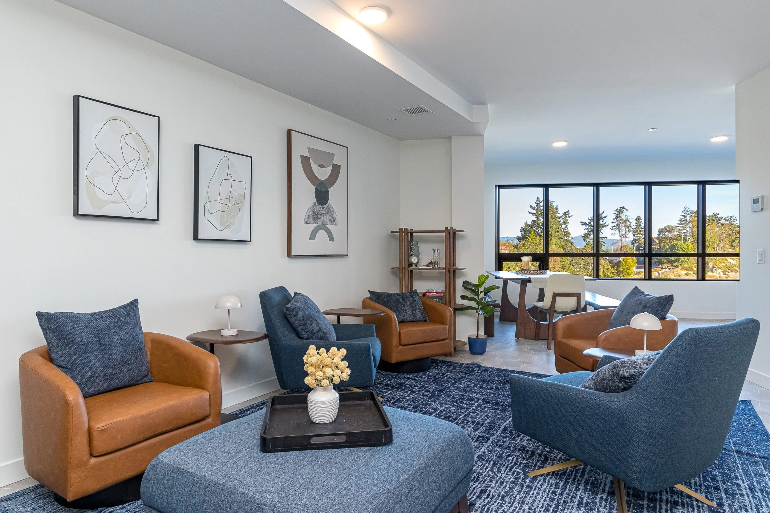 15-lounge-common-building-amenity-scaled.jpg