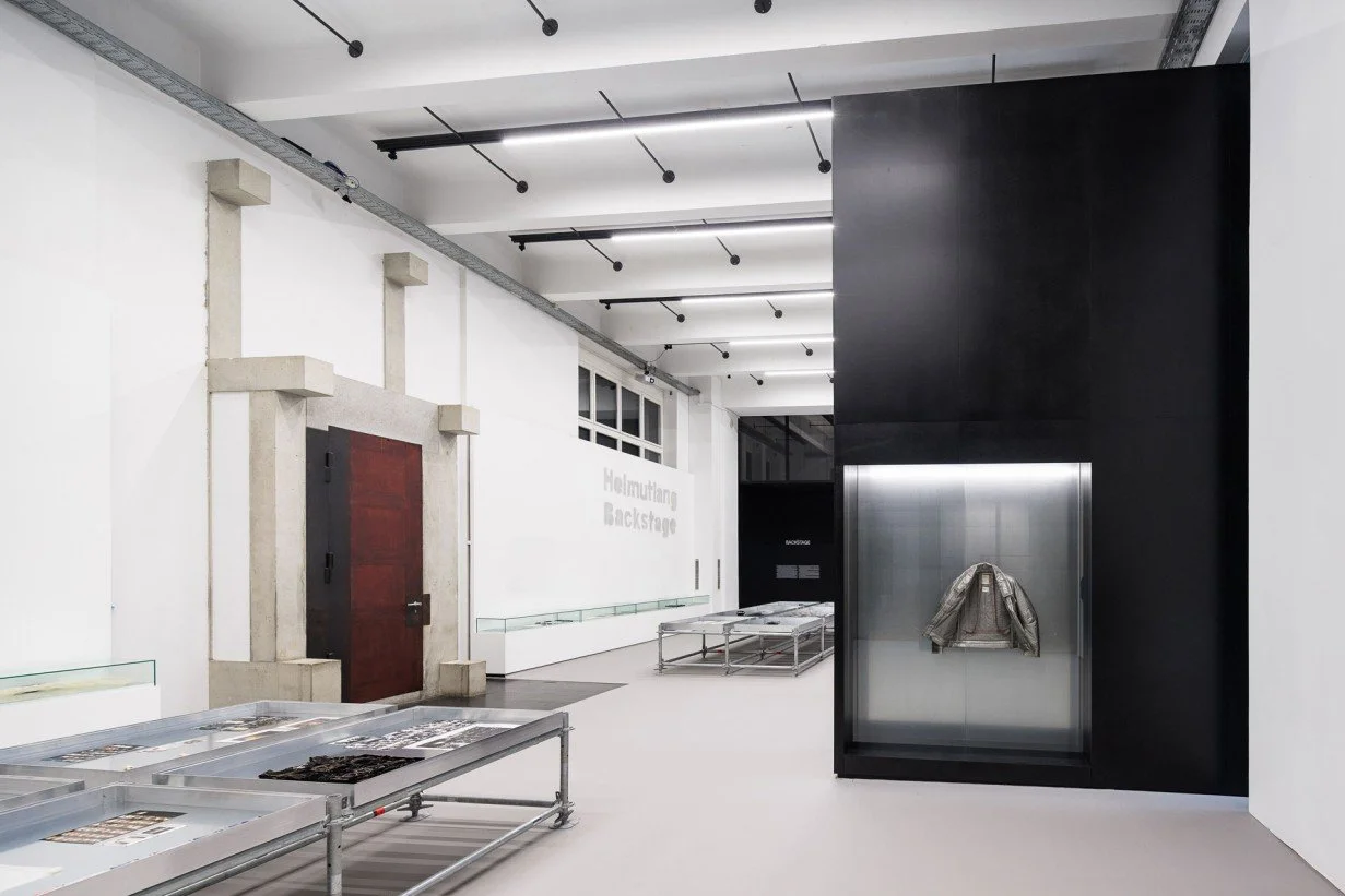 ‘Helmut Lang: Séance de Travail 1986-2005’, exhibition view. Excerpts from the MAK Helmut Lang Archive