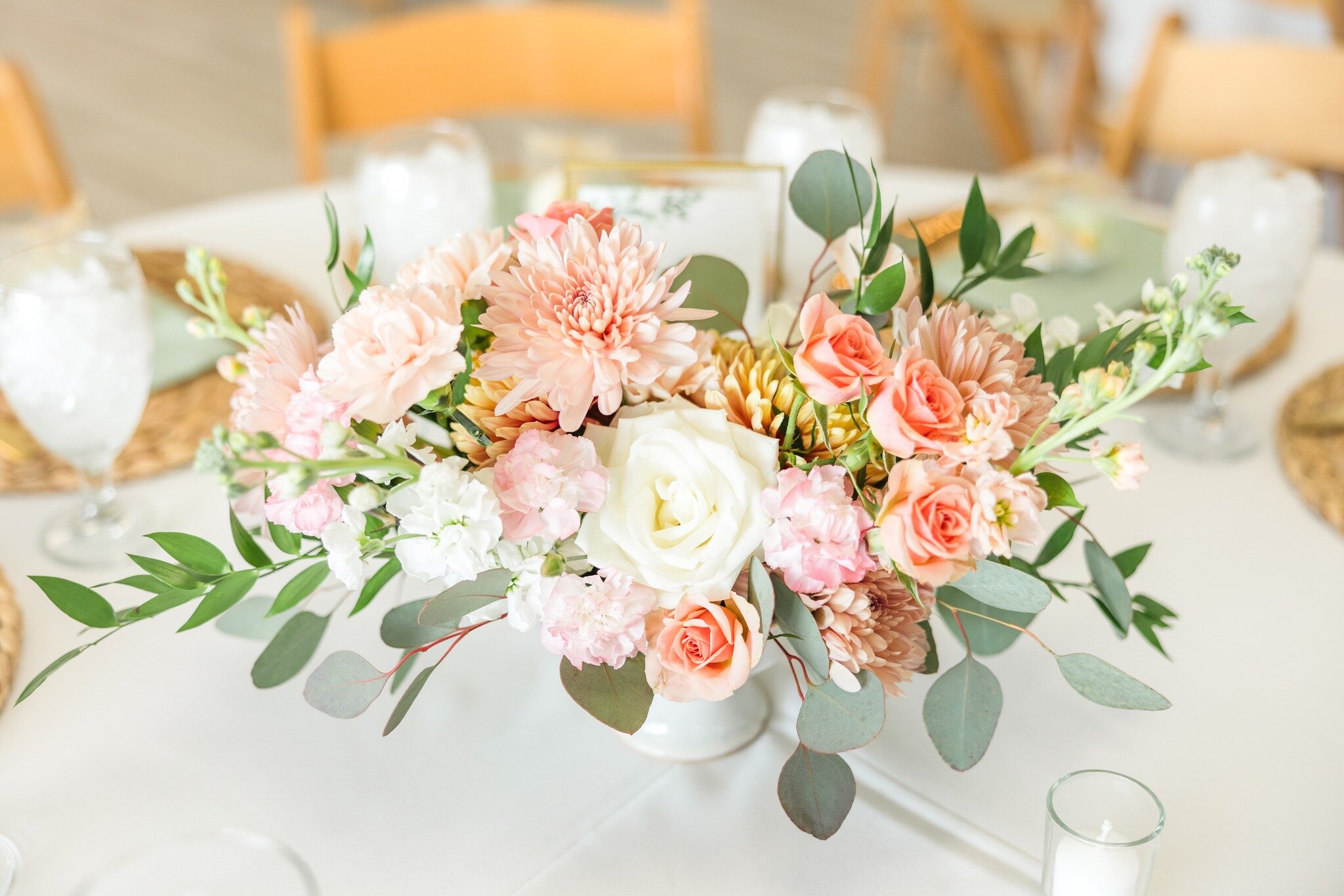 Spring has sprung and we are so excited for the fresh, colorful blooms in our future! @pantone's 2024 Color of the Year is Peach Fuzz and this is a perfect accent to mix in with pastel pinks, sage green and even yellow. So play up your always-trendin