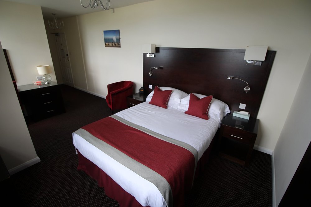 Rooms — the WOODVALE