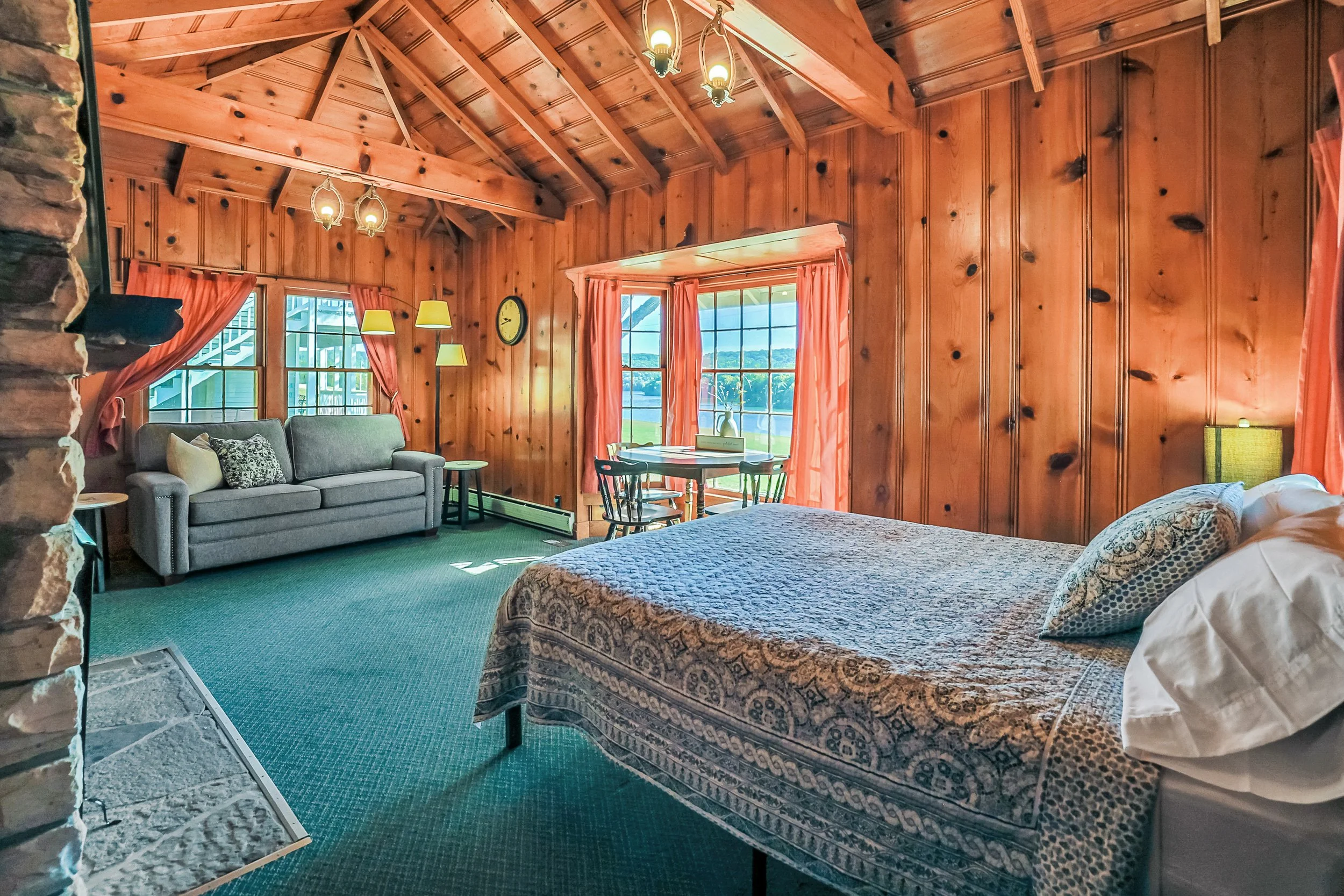 Cabin 352_25-5.jpg