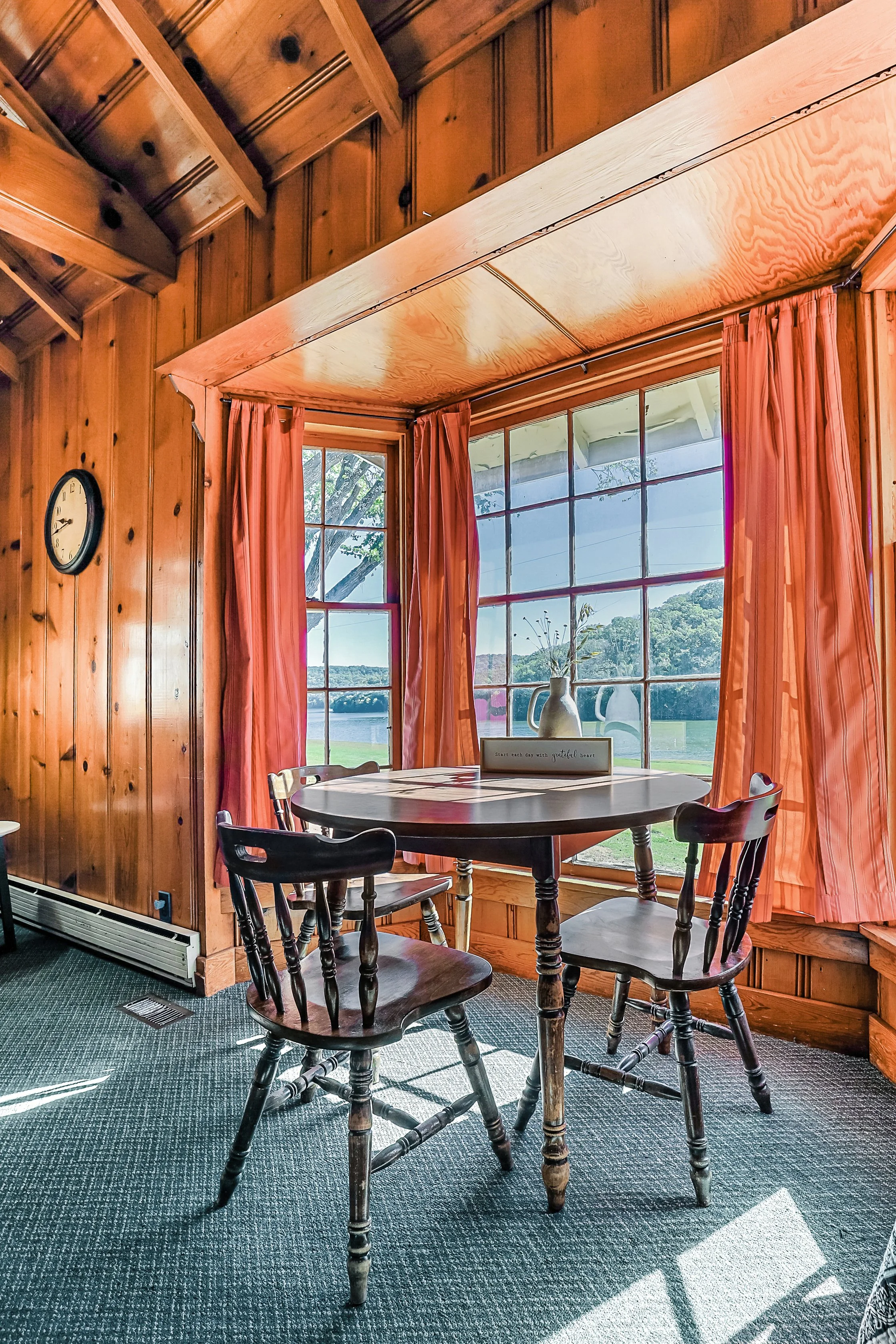 Cabin 352_25-6.jpg