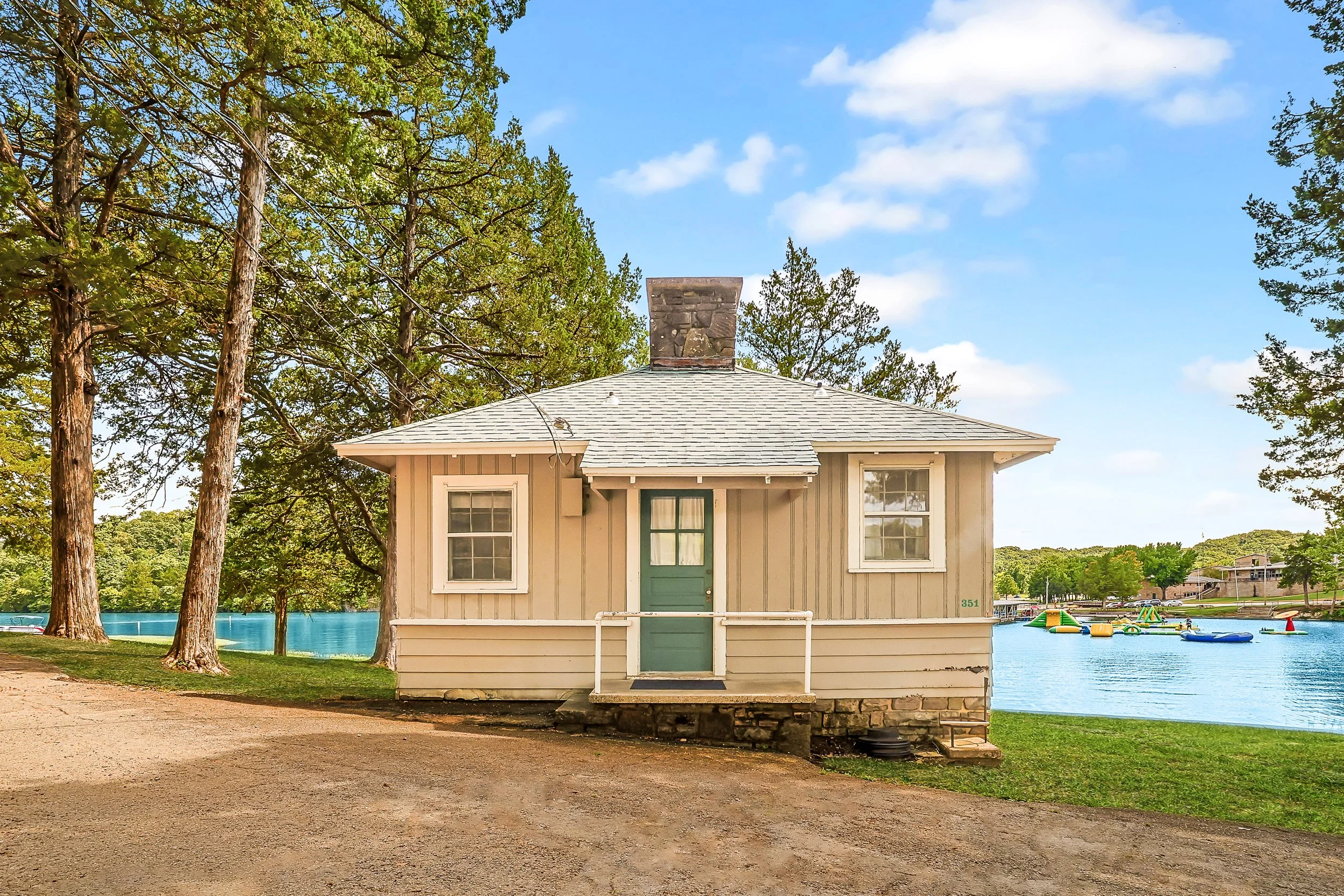 _Cabin 351_2025-1.jpg