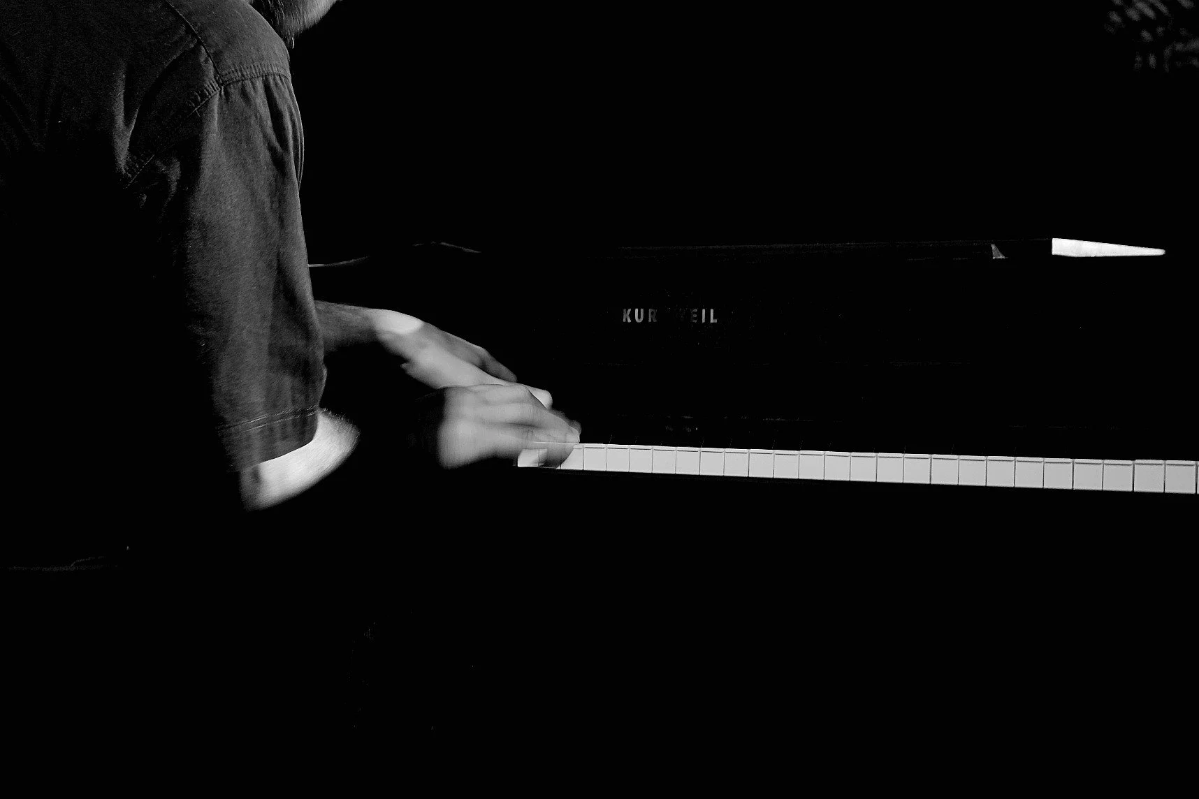 © Petti Fotografia-Riza-Paros Festival