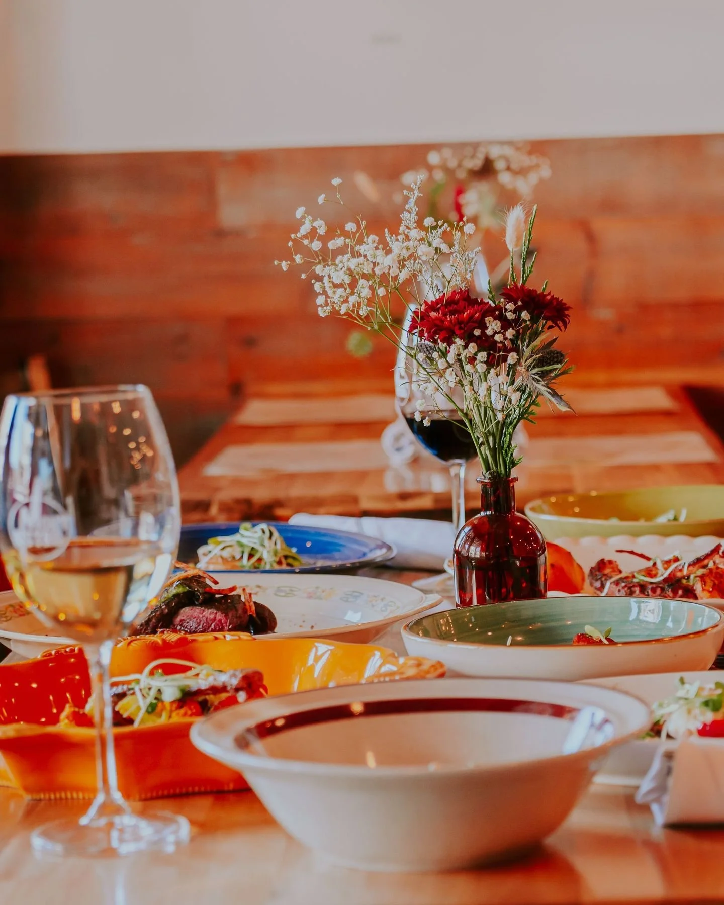 Ce week-end a &eacute;t&eacute; un franc succ&egrave;s et ce, gr&acirc;ce &agrave; vous ! 

Merci de nous faire confiance pour vos moments en amoureux, vos c&eacute;l&eacute;brations, et tout le reste. On a beaucoup de chance d'avoir des invit&eacute