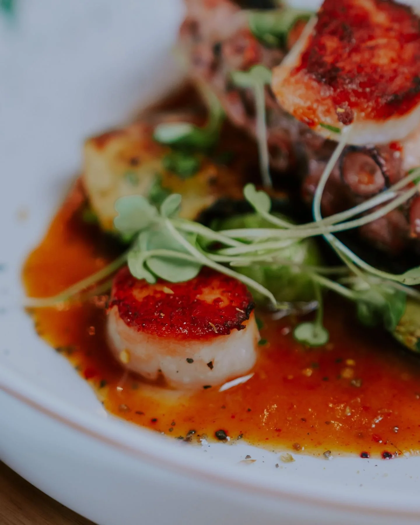 Ici, on aime vraaaiment les p&eacute;toncles (surtout celles des &Icirc;les ⛴️🌤️🦞)! 

Il ne manque plus que le vent qui fouette doucement notre visage pour se croire en bord de mer, mais on vous promet que ces p&eacute;toncles po&ecirc;l&eacute;s v