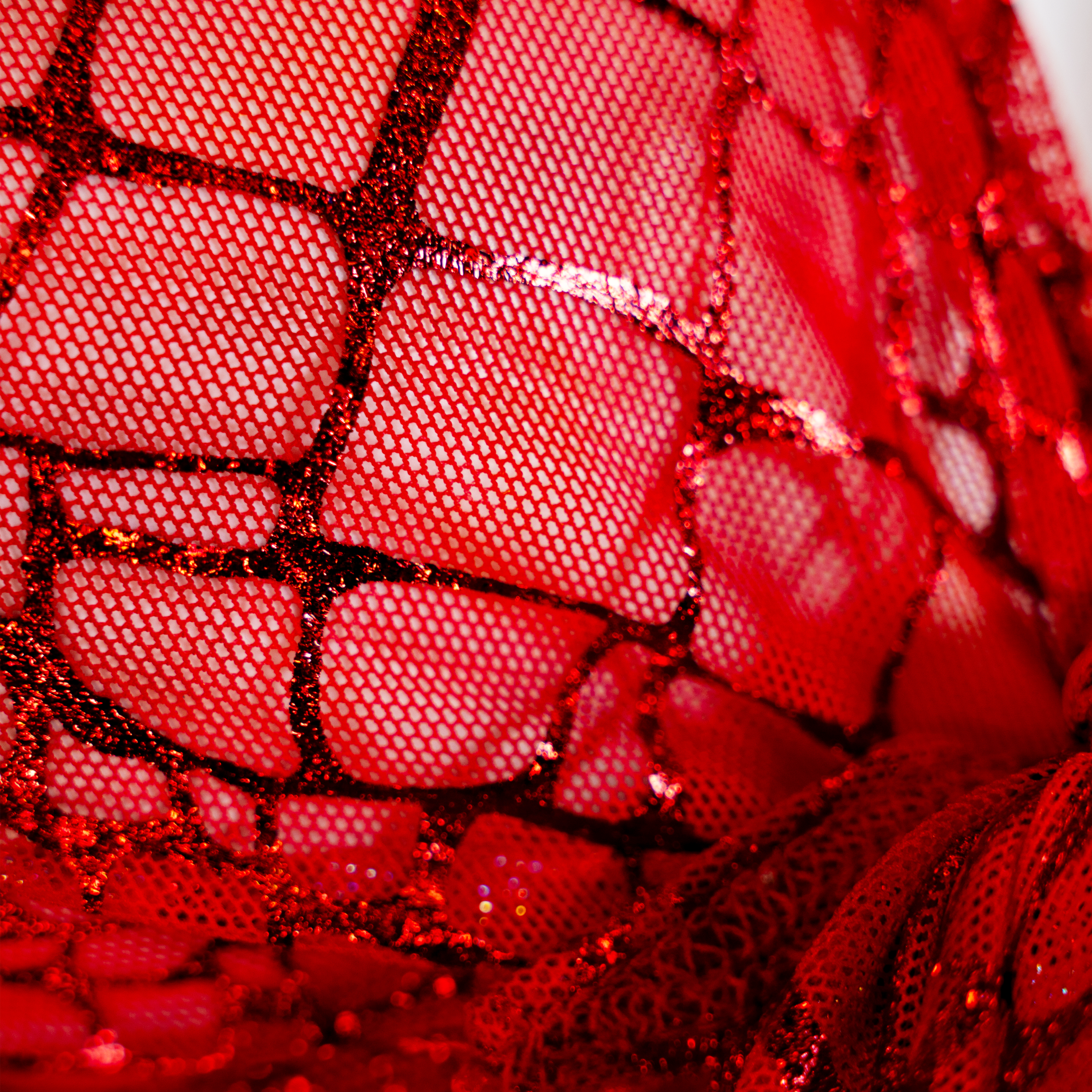 RED SNAKE TIE TOP CLOSE UP 2.png