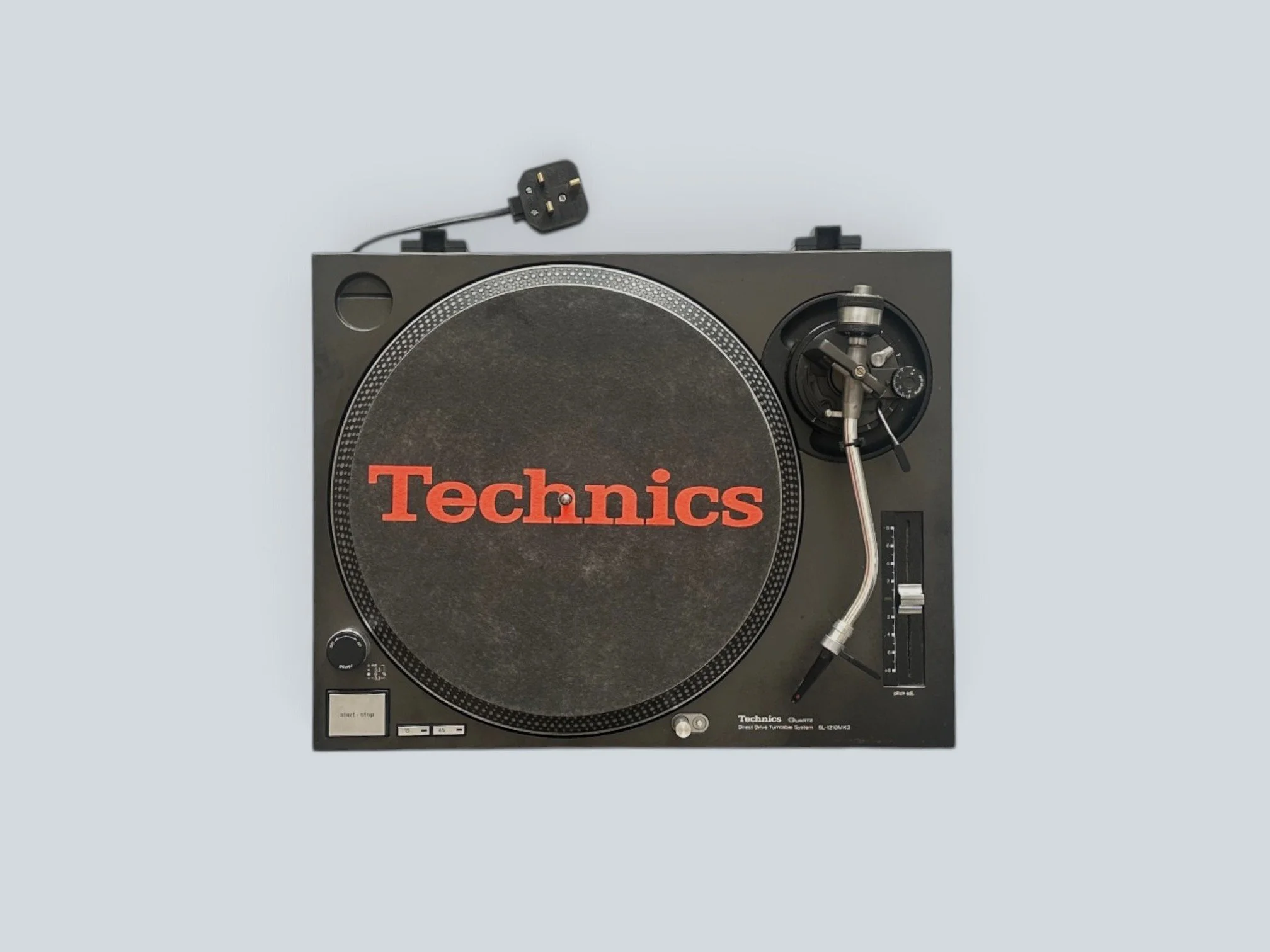 Technics 1210MKII turntable