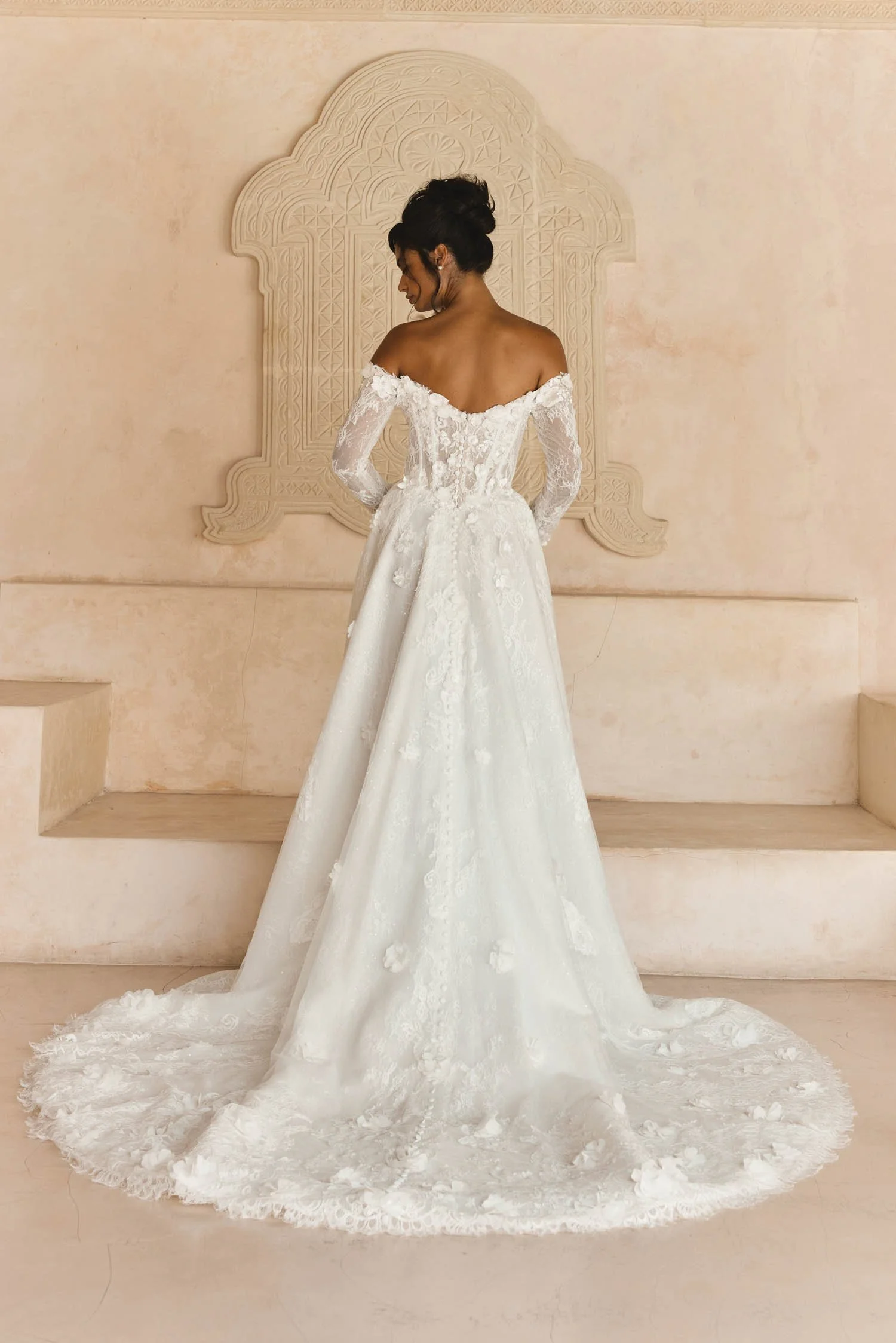 LUCIA_ML25130_4.jpg
