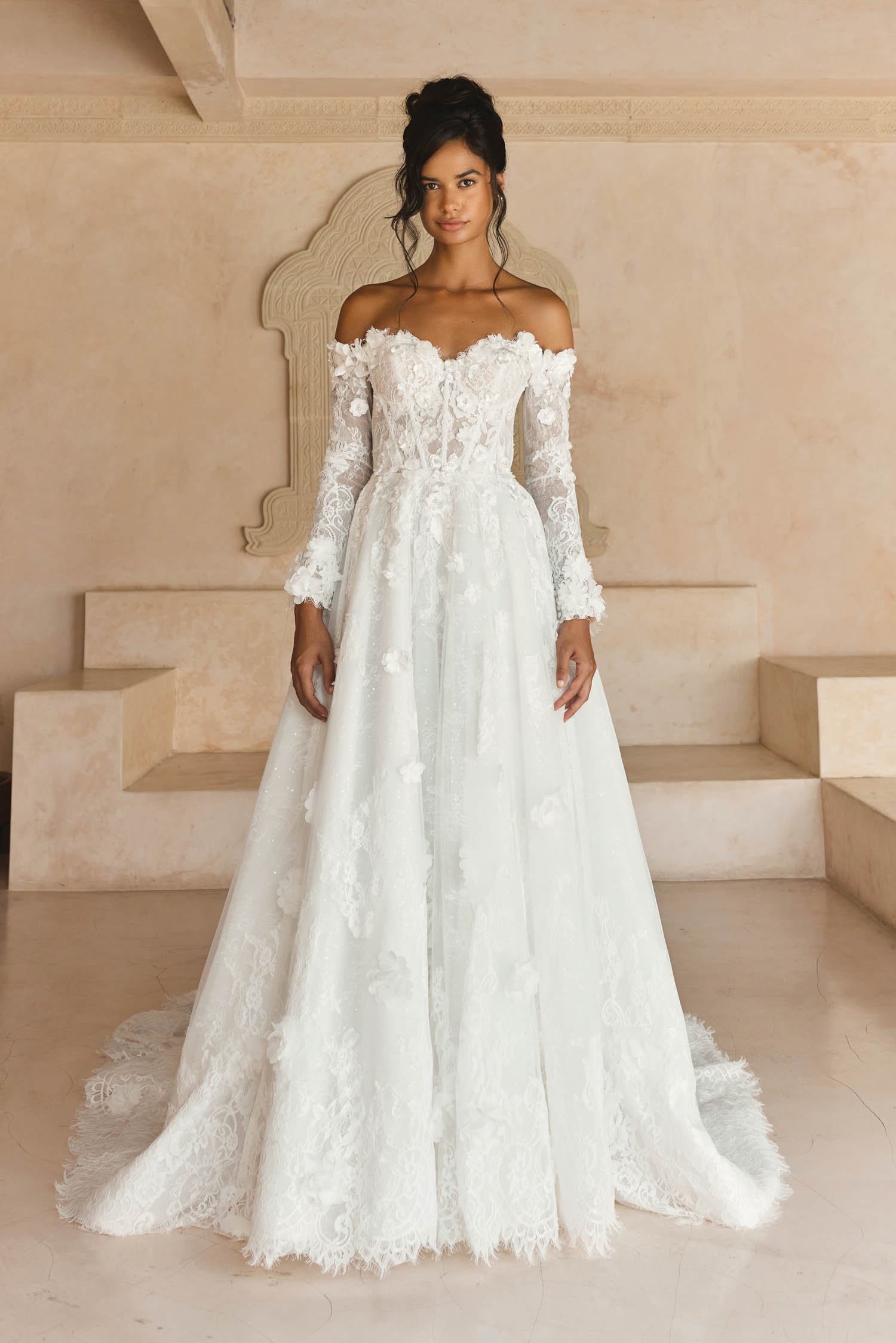 LUCIA_ML25130_1.jpg