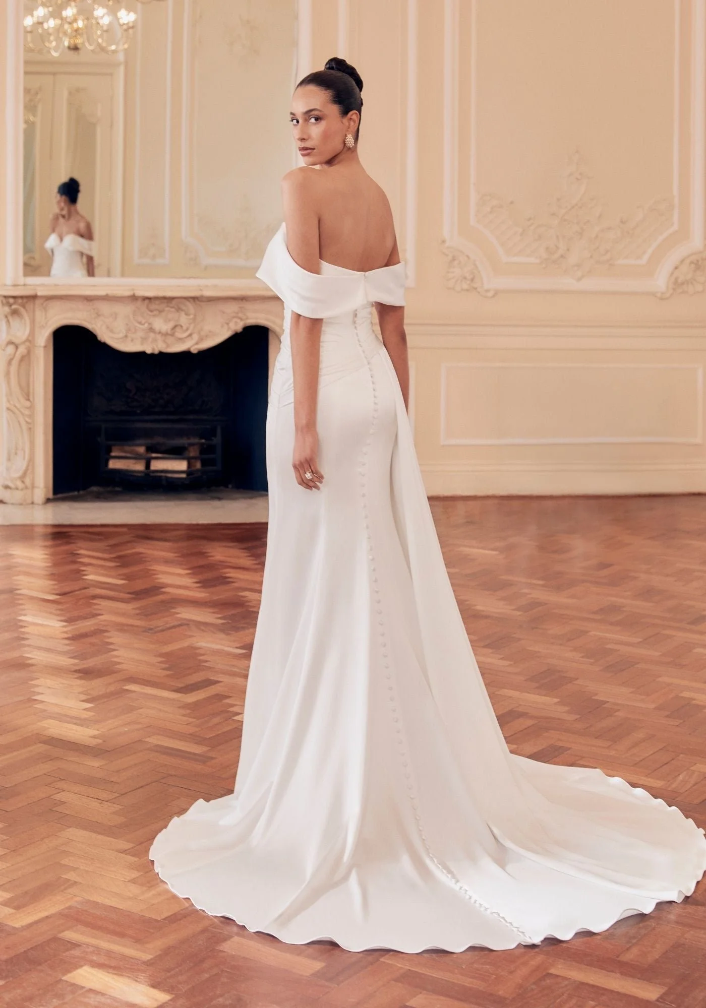 WEDDING-DRESS-BRIDGET_11989_BACK (1).jpg