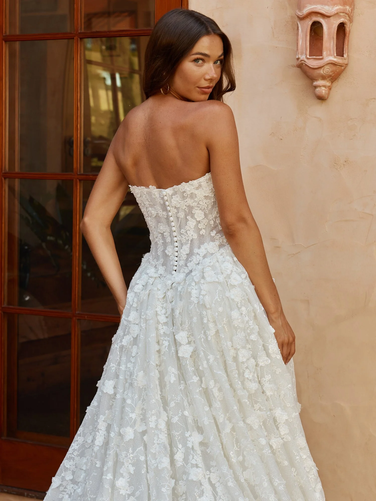 OMERA_ML26809 20260107_MadiLaneBridal35498.jpg