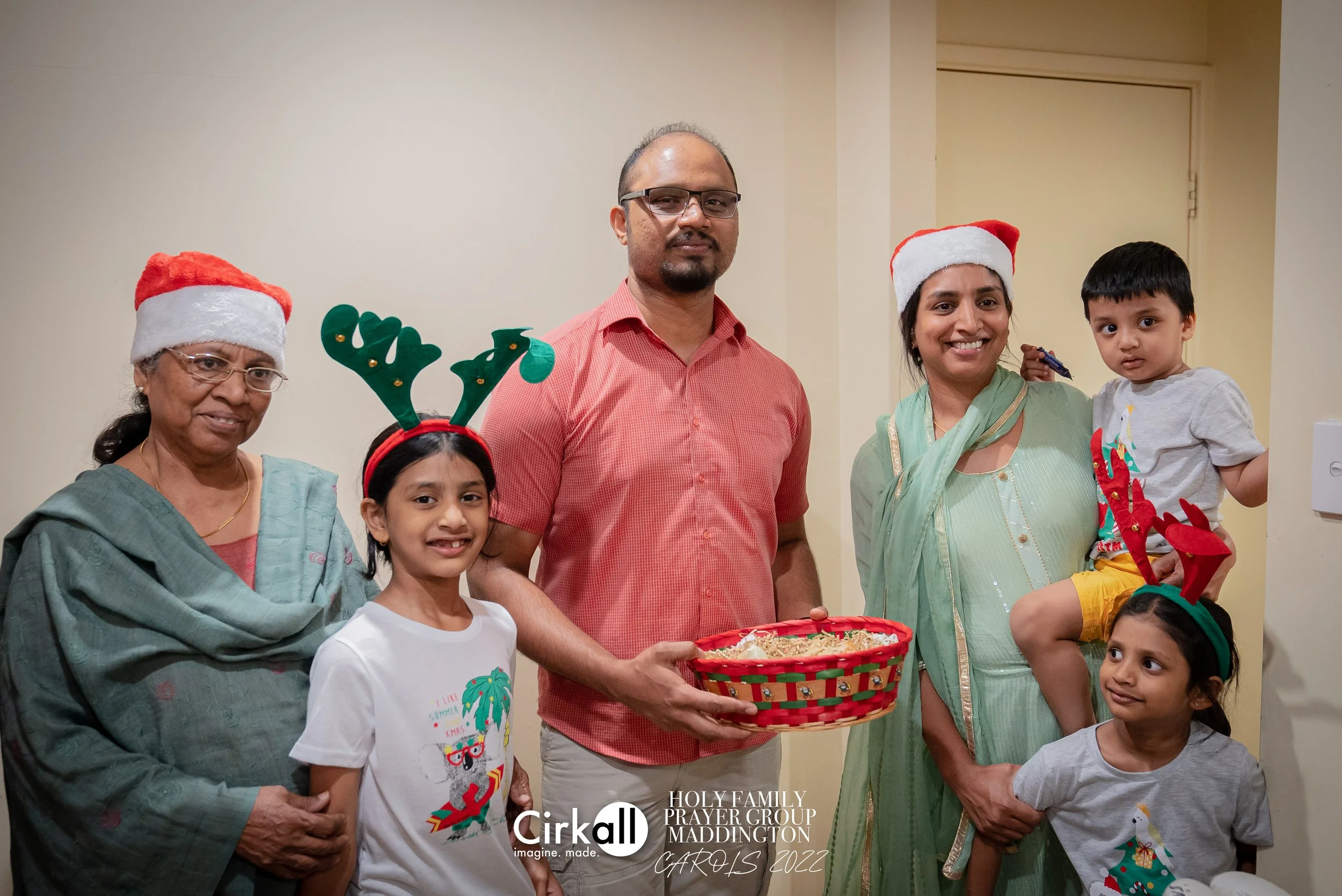 HF Prayer Group Carols 2022-37.jpg