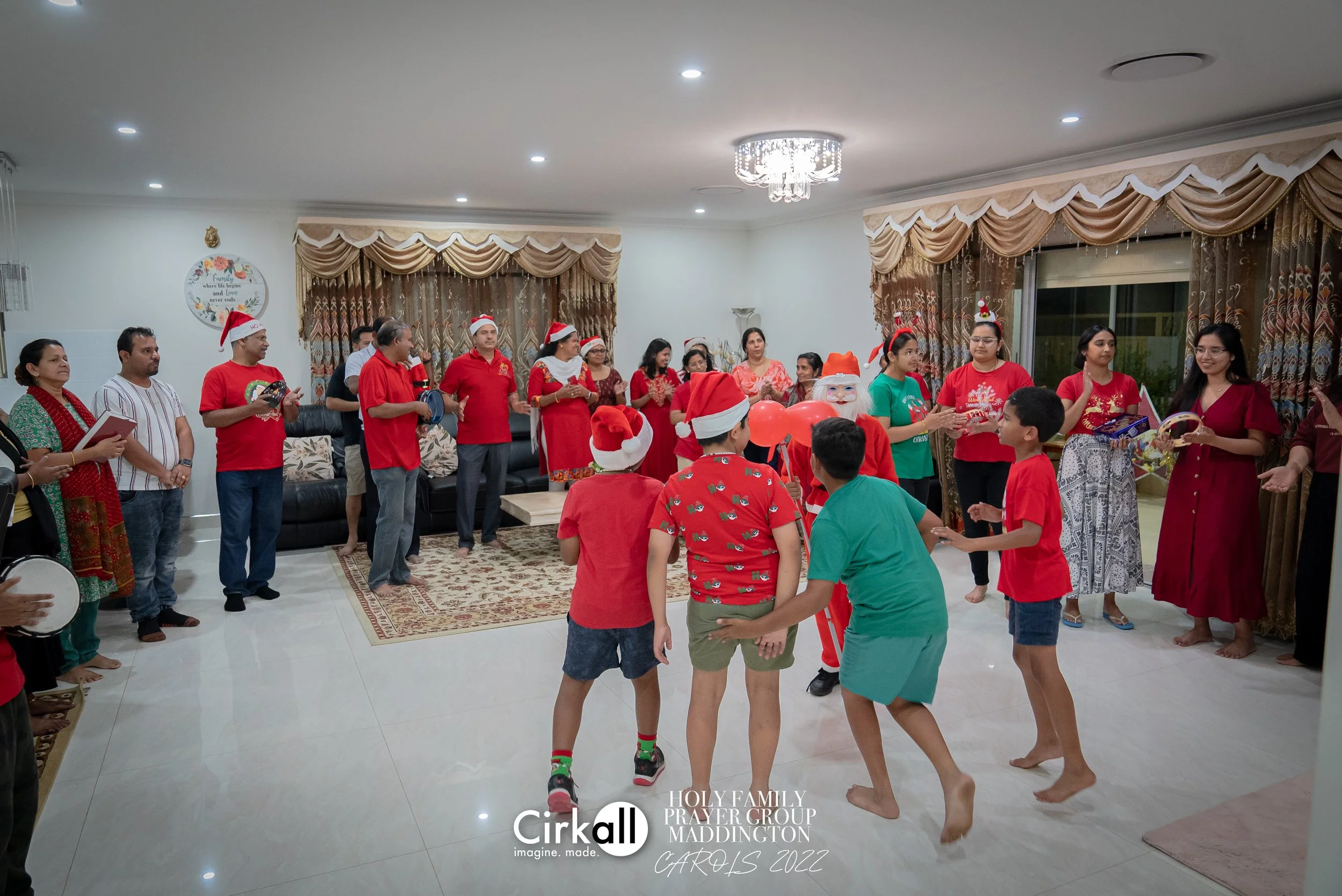 HF Prayer Group Carols 2022-43.jpg