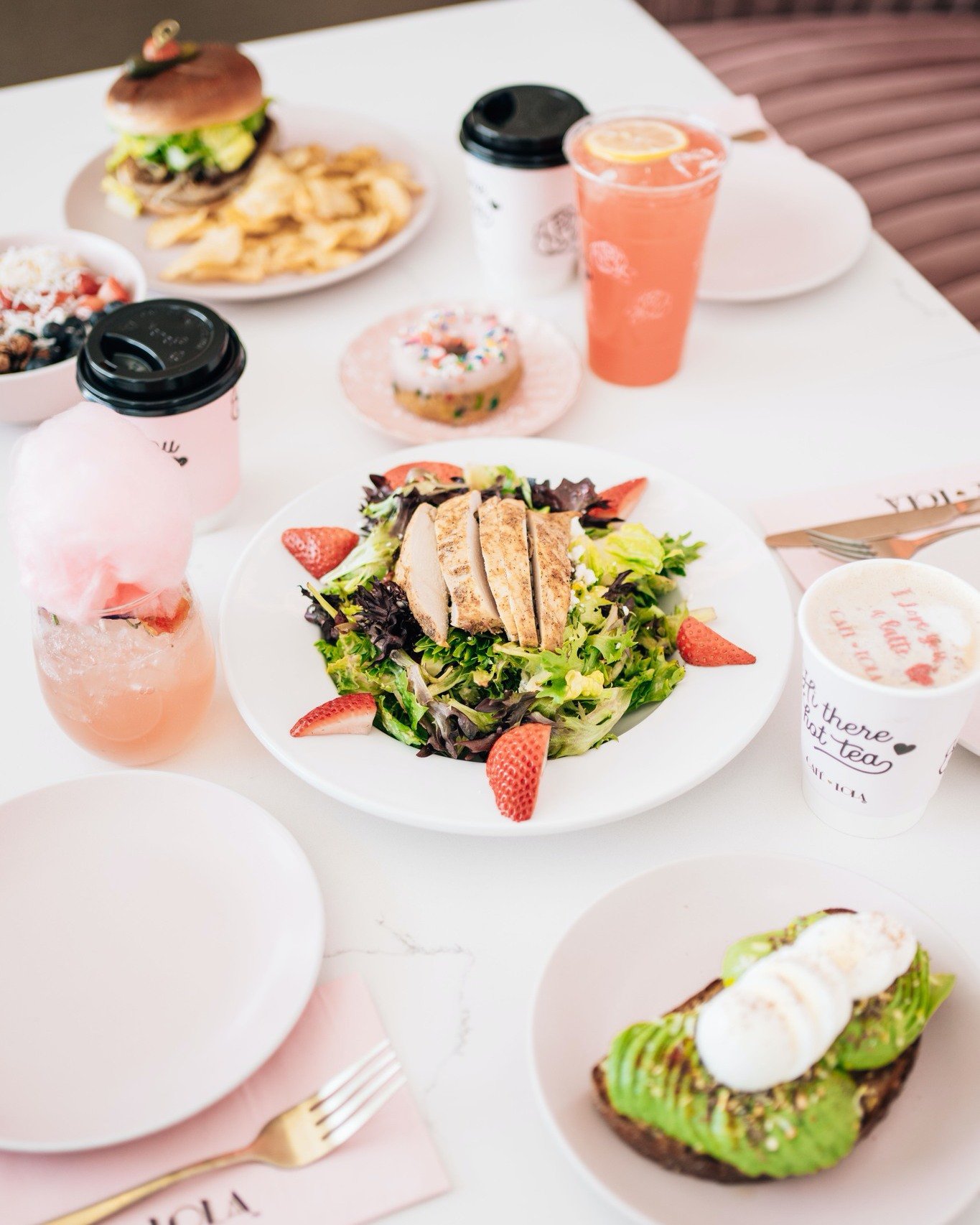 Brunch is always on the menu! 🥰 

Enjoy favorites like our Roasted Chicken Market Salad, Turkey Burger, paired with our In Full Bloom or a Strawberry Rose Lemonade. ✨

📍4280 S Hualapai Way, Ste #109 &bull;☎️(702)766-5652
📍10075 S Eastern Ave., #10