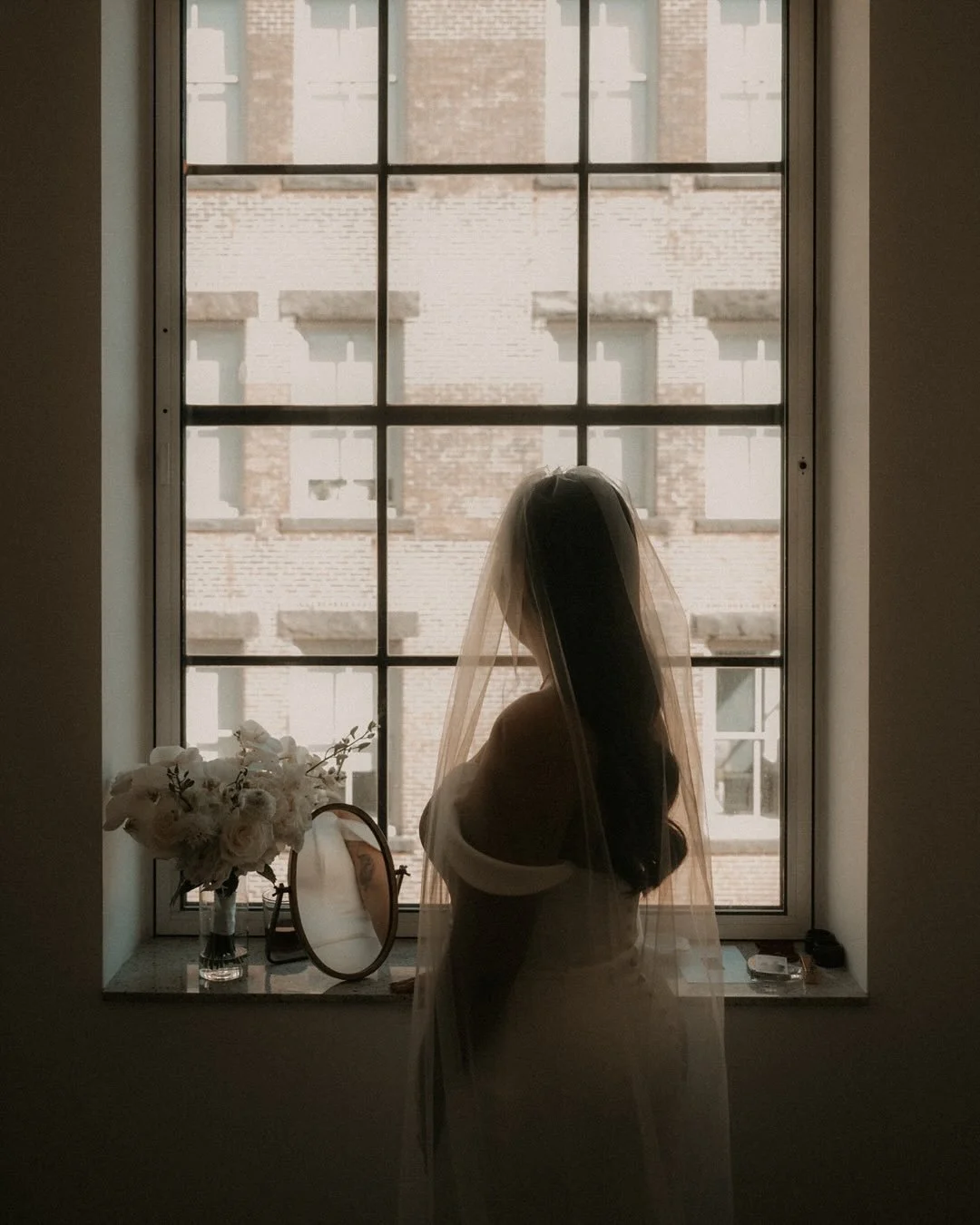 Laryssa &amp; Steve&rsquo;s stunning downtown wedding in Providence, Rhode Island &bull; Providence G Pub

Venue: @providencegpub @rooftopattheg 
Planner: @ballroomattheg 
Photography: @talesofsonder
Videography: @b.rememberedweddings ber
Dress: @ale